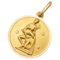 9K Vintage zodiac charm - Aquarius - 9 karat solid yellow gold Star sign pendant