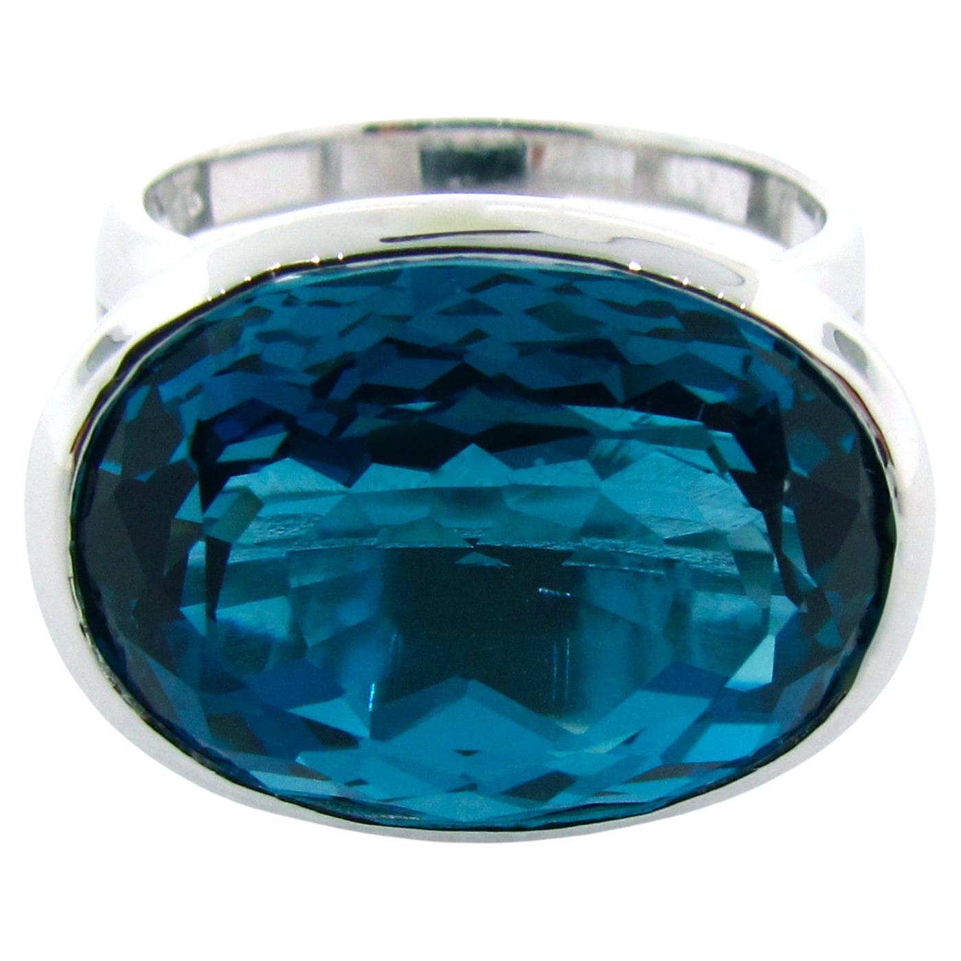 9k White Gold London Blue Topaz Horizon Ring For Sale