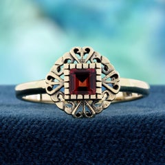 Square Garnet Heart Motif Openwork Ring in 9K Yellow Gold