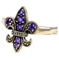 9K Yellow Gold Amethyst Vintage Style Cluster Fleur De Lis Ring