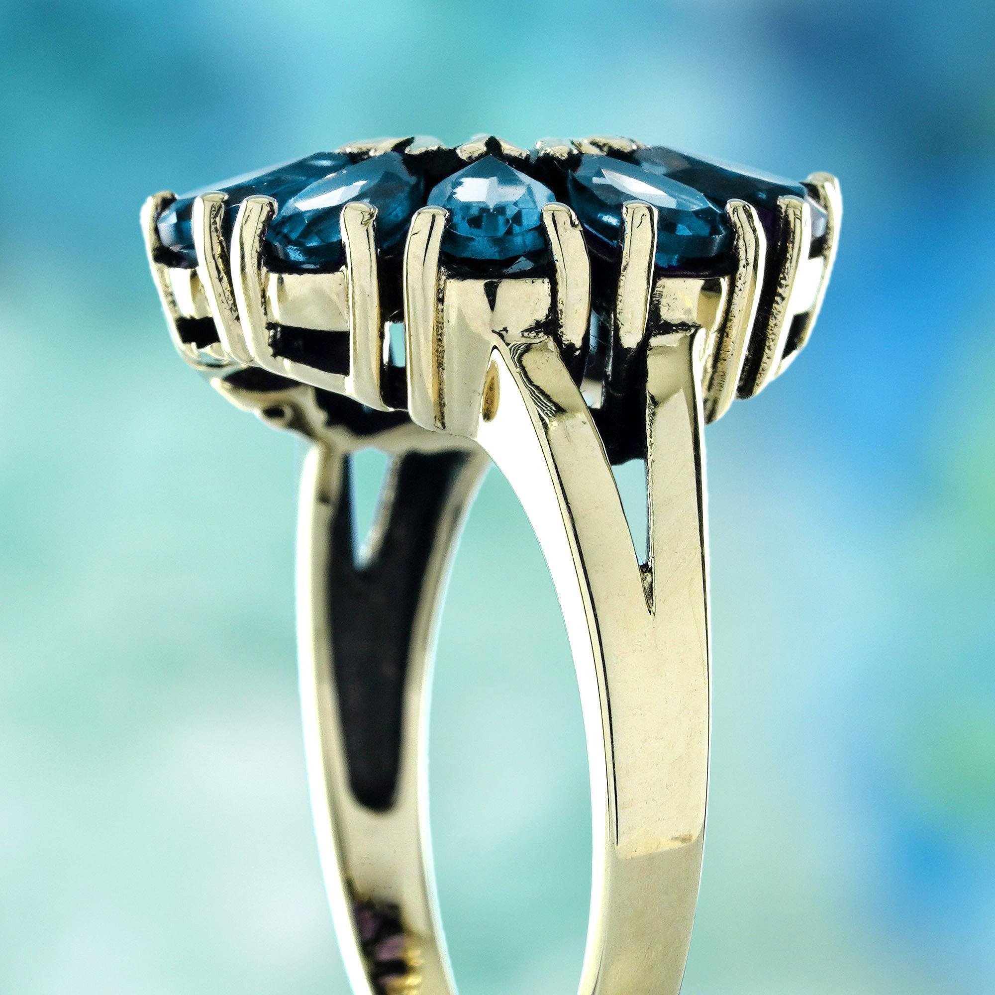 9K Gelbgold Blauer Saphir London Blauer Topas Vintage Style Cluster Ring Damen im Angebot