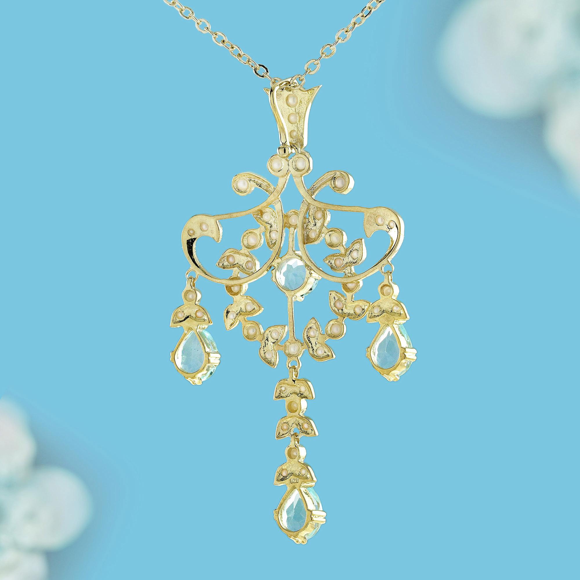 Taille ronde Pendentif chandelier en or jaune 9K avec topaze bleue et perle de style vintage en vente