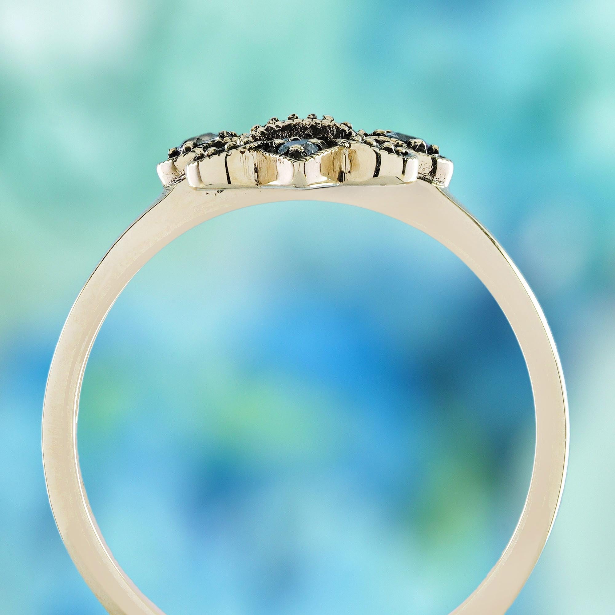 9K Yellow Gold Blue Topaz Vintage Style Fleur De Lis Ring In New Condition For Sale In Bangkok, TH