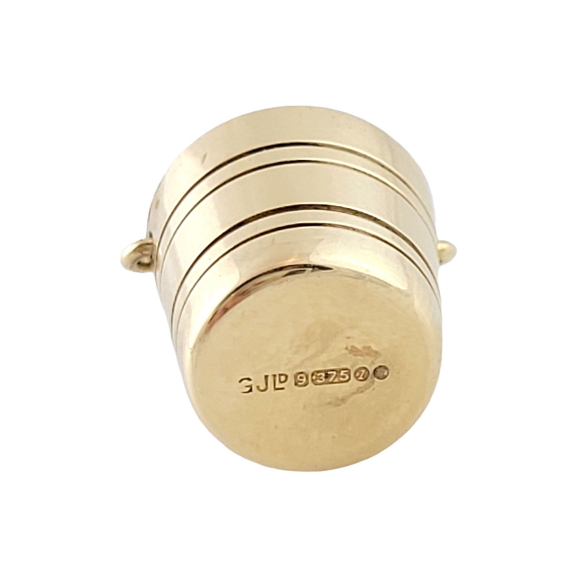 Seau à champagne en or jaune 9 carats #13468 Pour femmes en vente