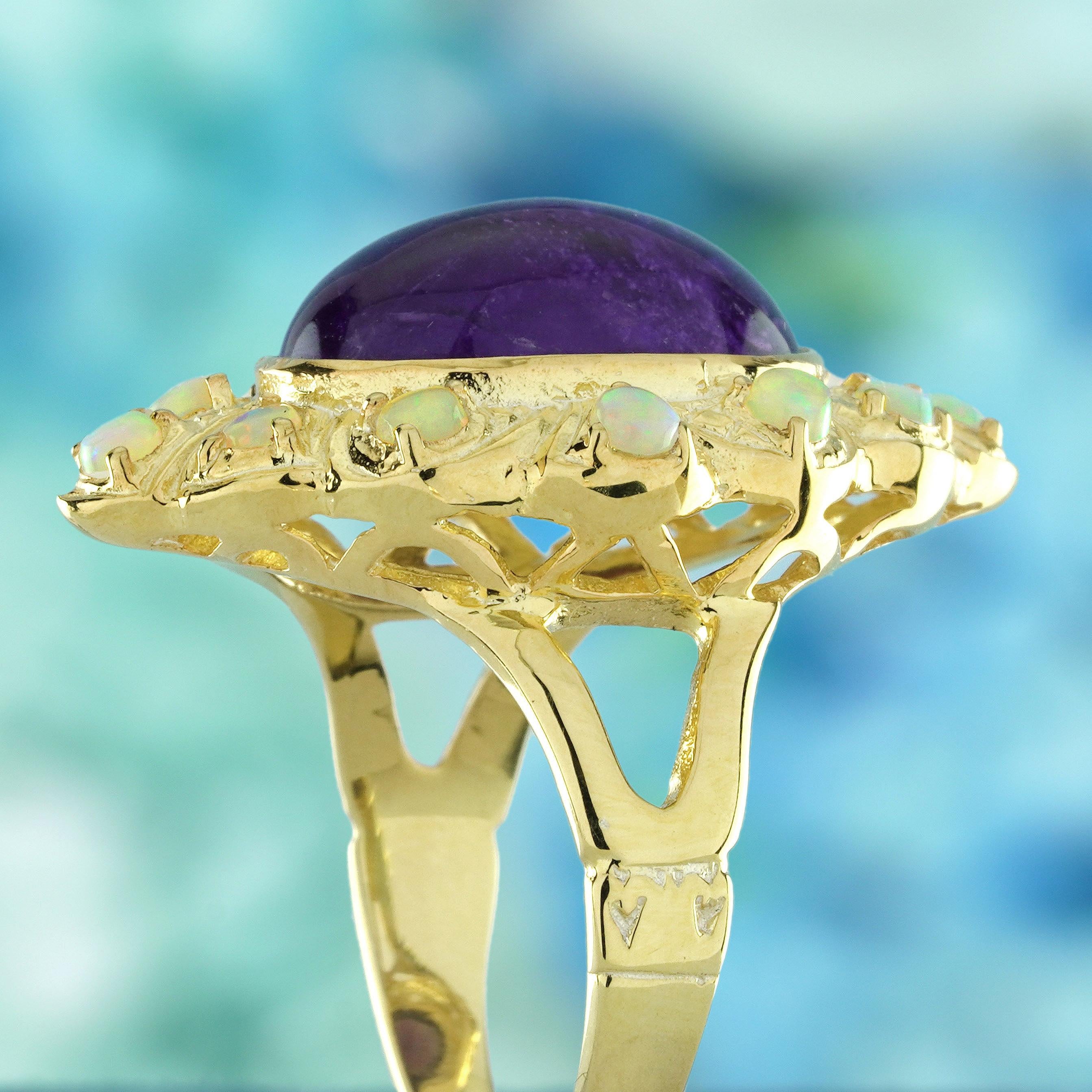 Bague en or jaune 9K avec améthyste cabochon et opale Pour femmes en vente