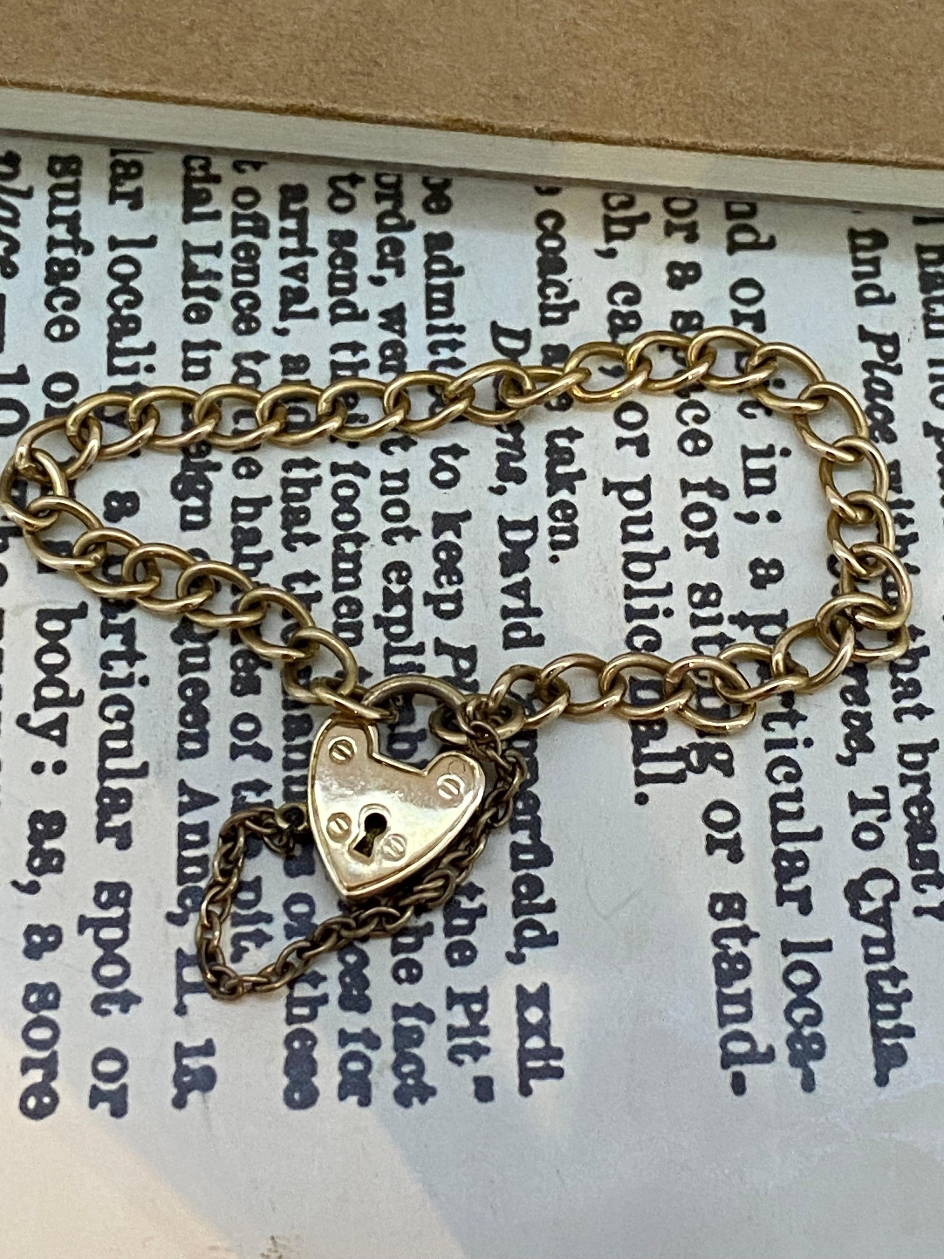 9K Yellow Gold Christening Baby Padlock Bracelet by Rodd, 12.5cm Long. For Sale 1