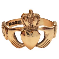 9K Yellow Gold Claddagh Ring Size 6.5 #17523