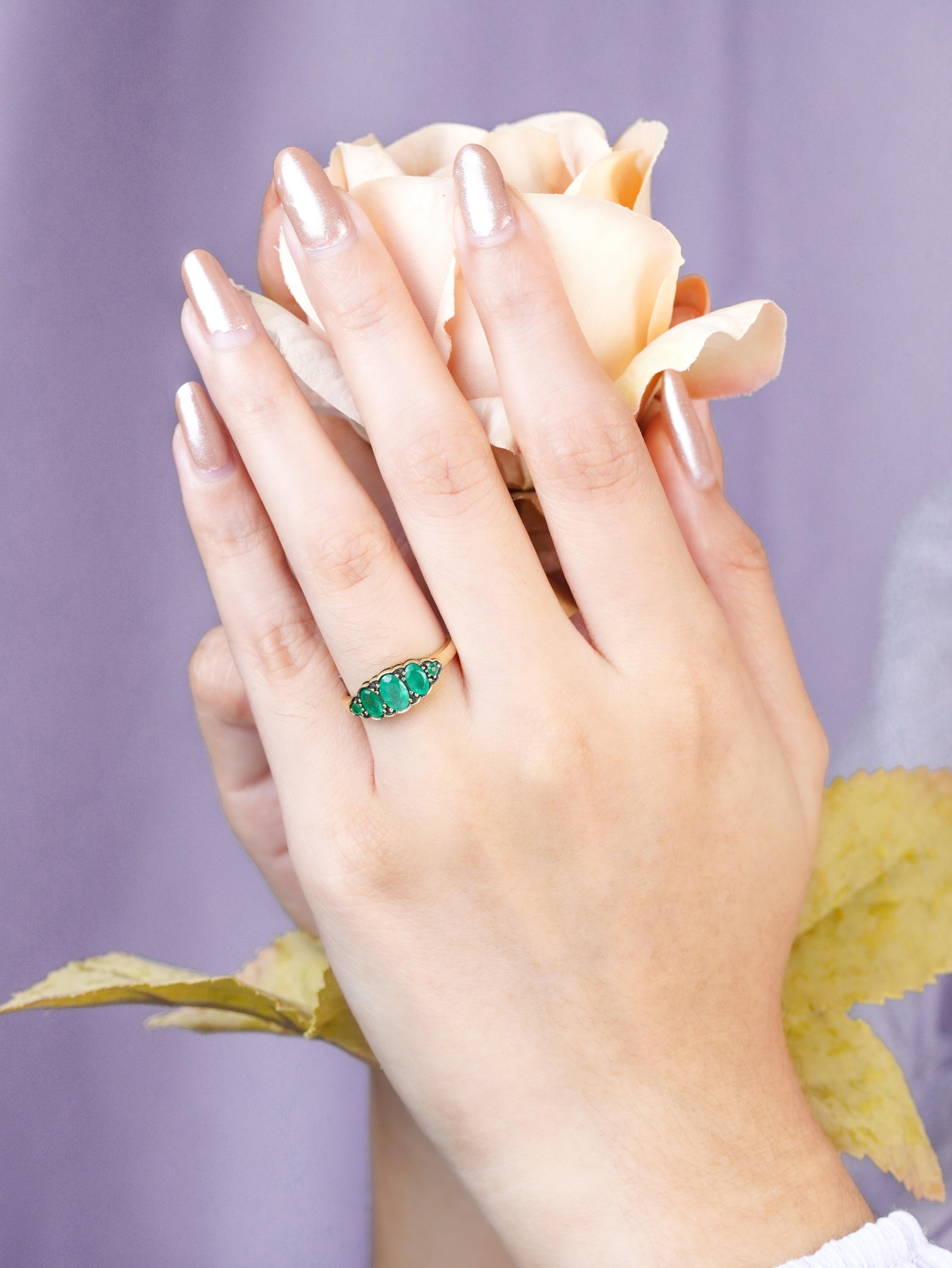 9K Yellow Gold Emerald Vintage Style Three Stone Ring For Sale 1