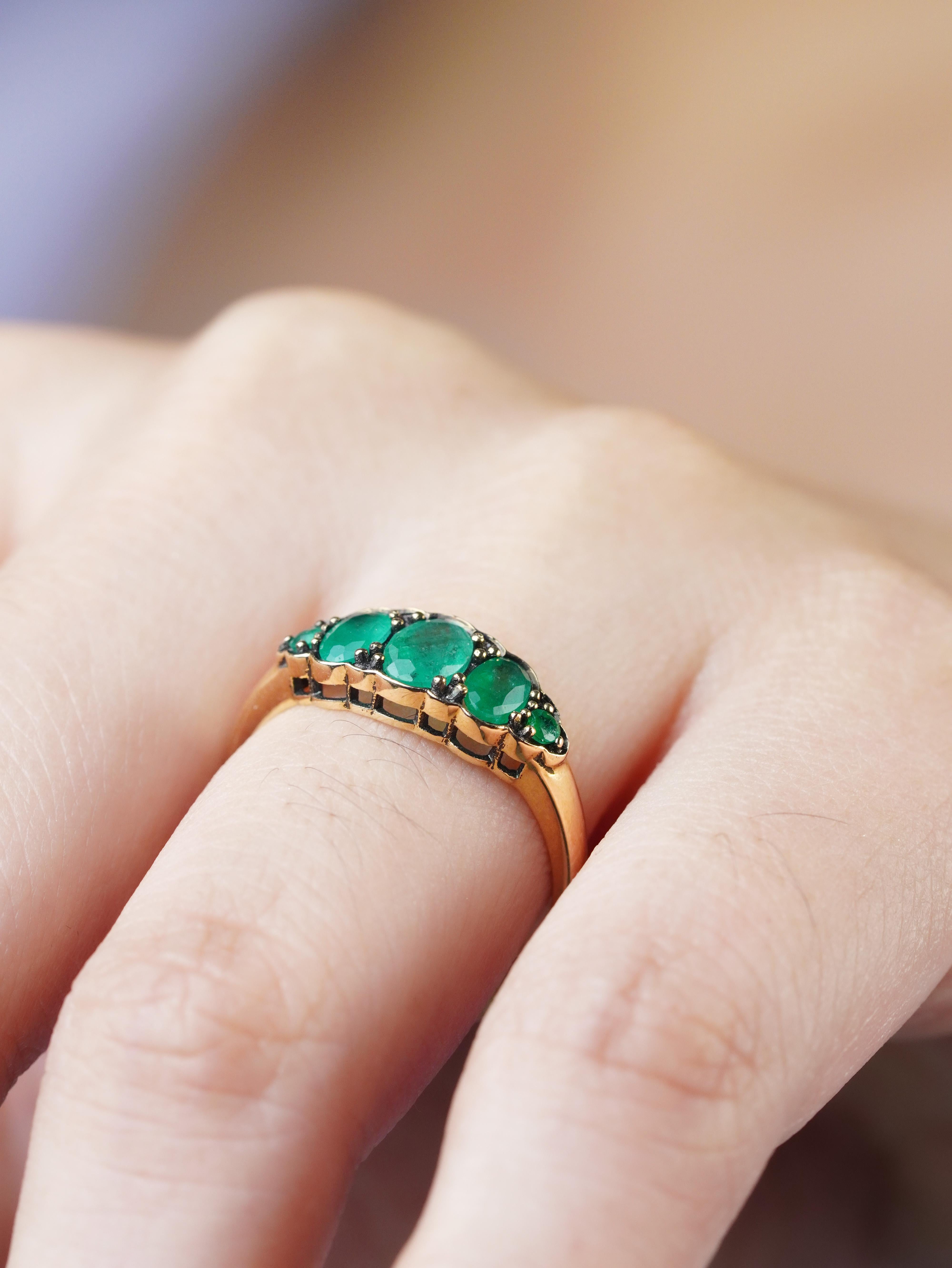 9K Yellow Gold Emerald Vintage Style Three Stone Ring For Sale 2