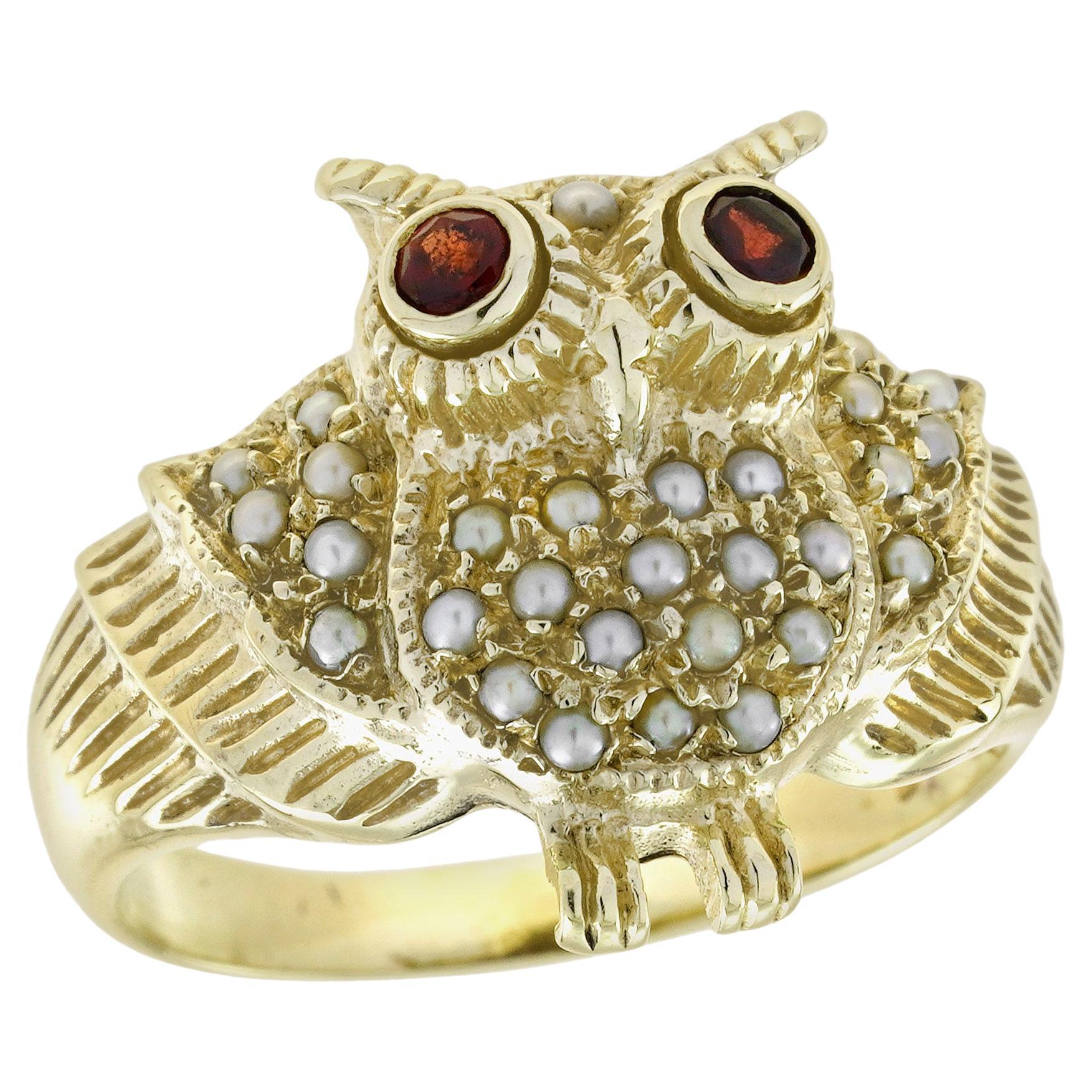 Anello Gufo in stile vintage con granato e perle in oro giallo 9K