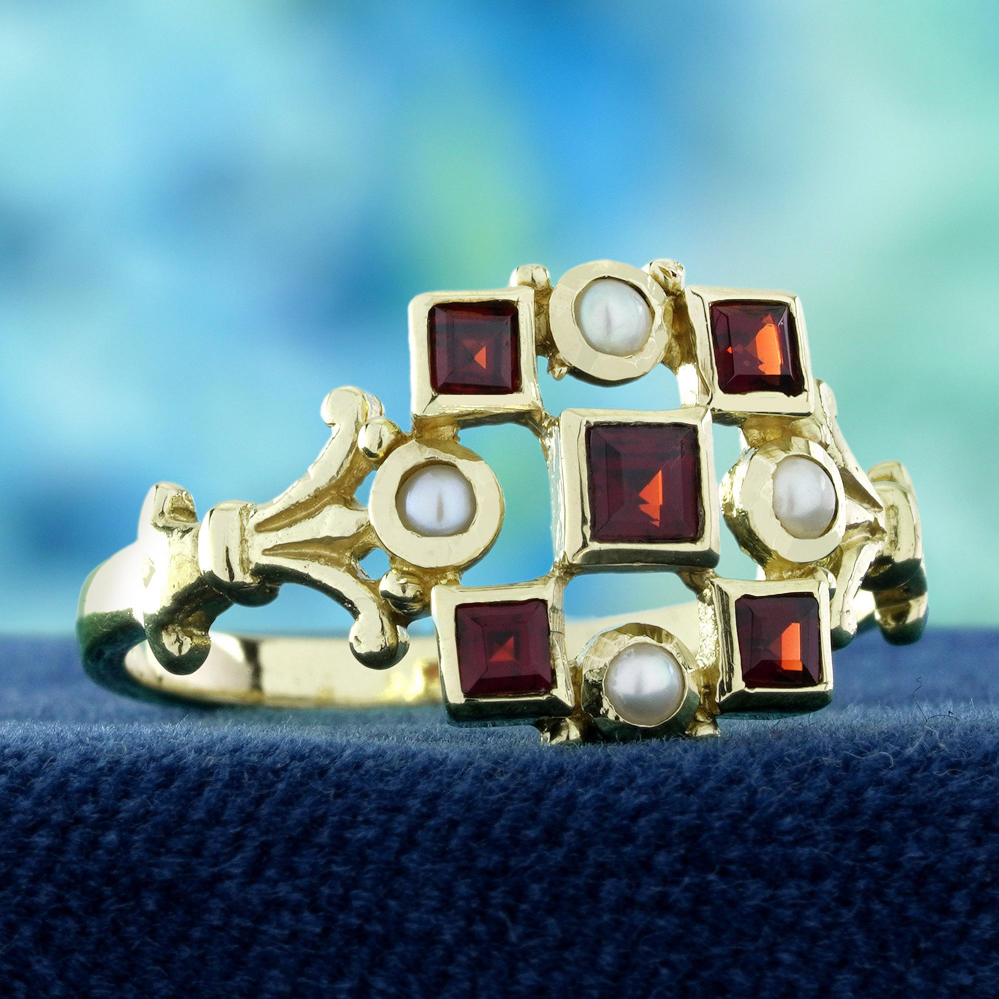 9K Gelbgold Granat und Perle Vintage Style Cluster Ring (Edwardian) im Angebot