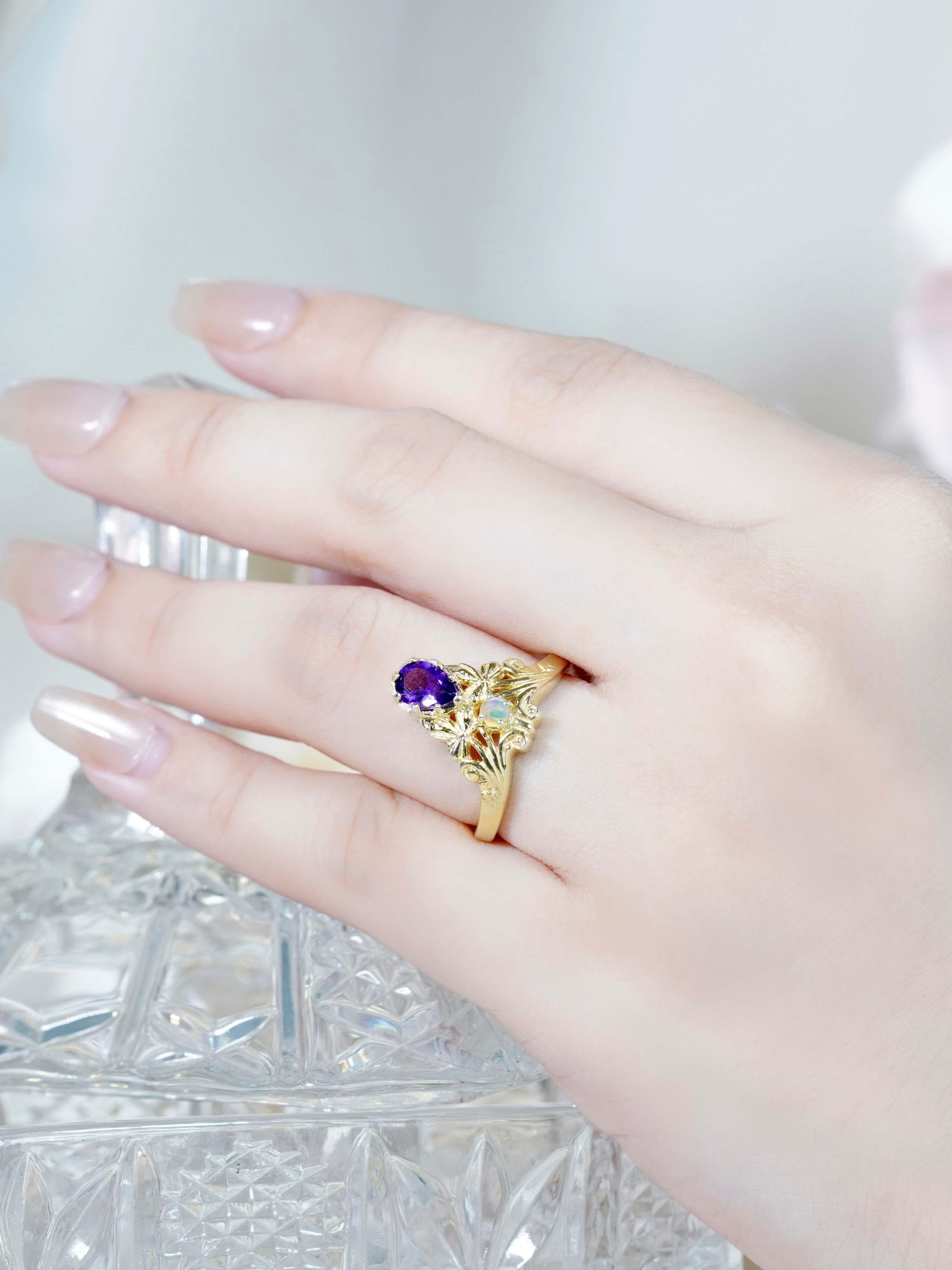 Bague de cocktail en or jaune 9K avec améthyste naturelle et opale de style vintage en vente 3
