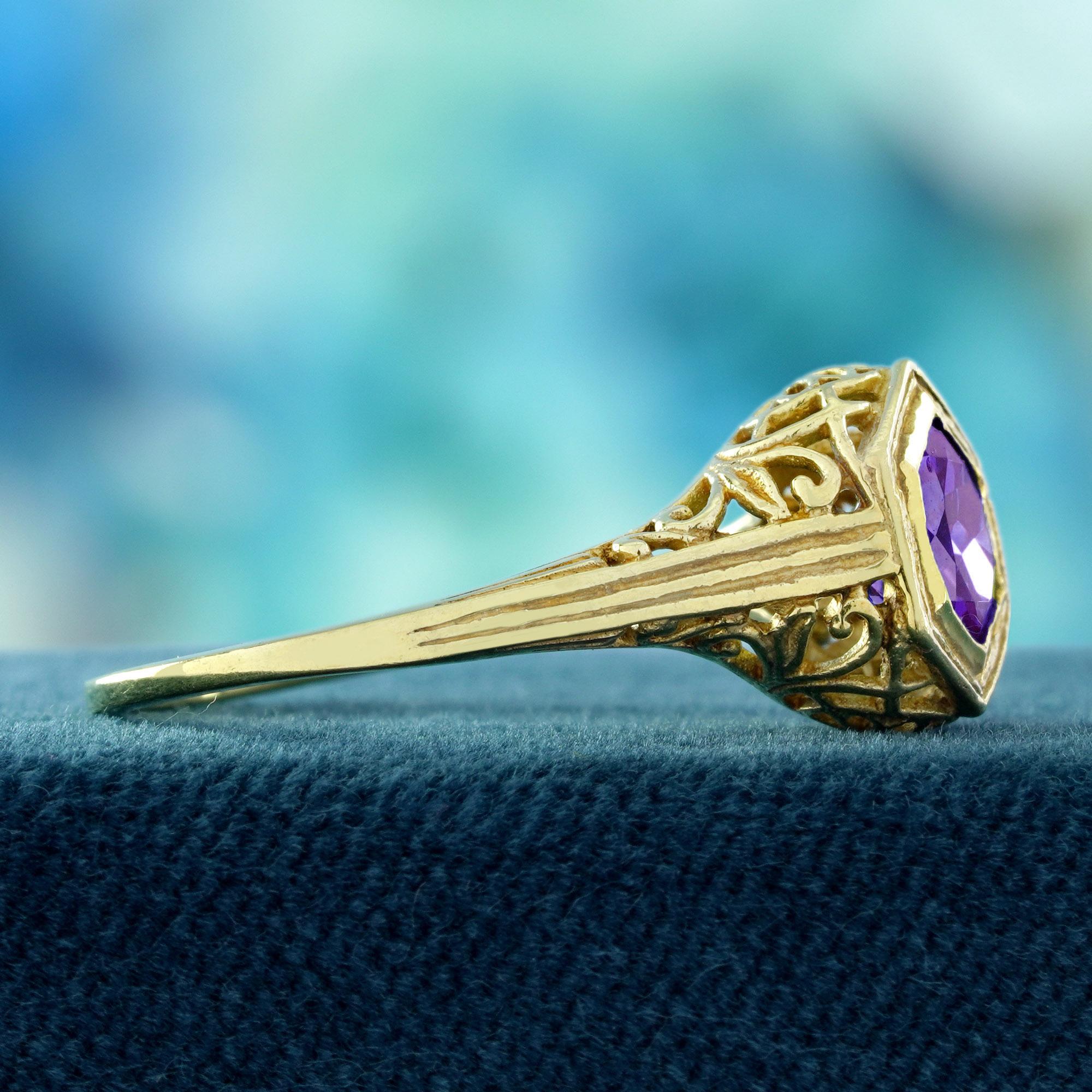 Taille ronde Bague en or jaune 9K avec filigrane en améthyste naturelle de style vintage en vente