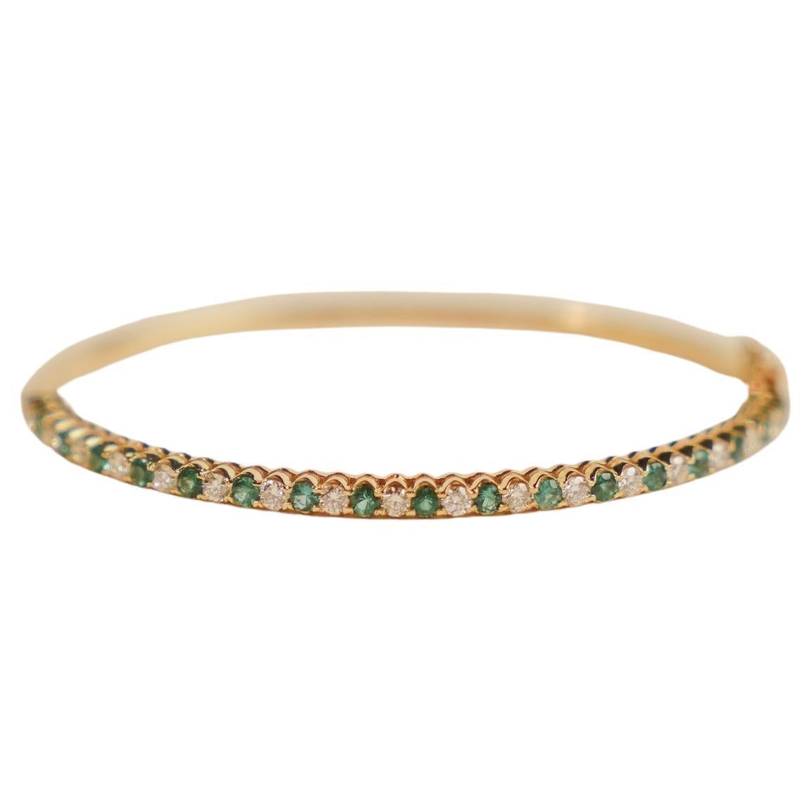 9K Yellow Gold Natural Diamond and Emerald Hinged Bangle For Sale