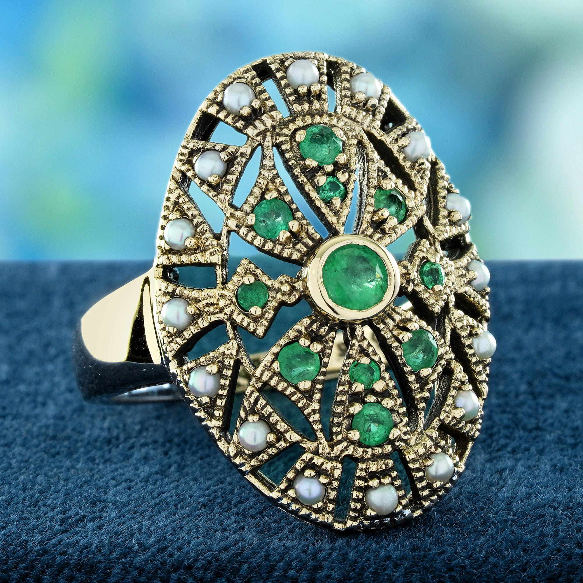 Anillo de cóctel estilo vintage de oro amarillo de 9 quilates con esmeralda natural y perla Eduardiano en venta