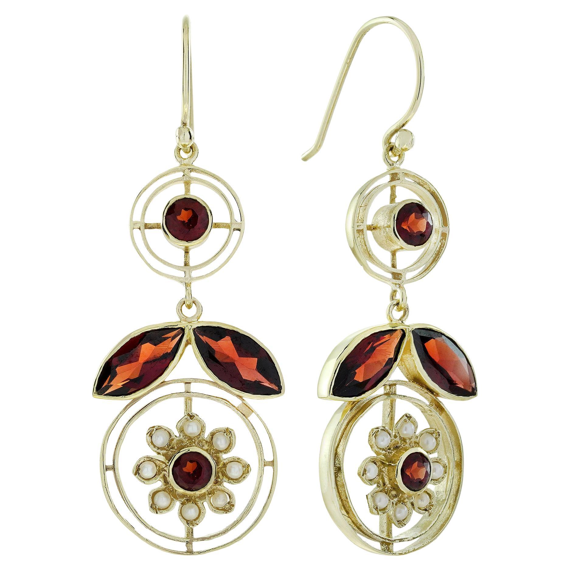Boucles d
oreilles pendantes en or jaune 9K, grenat naturel et perle, style vintage et floral