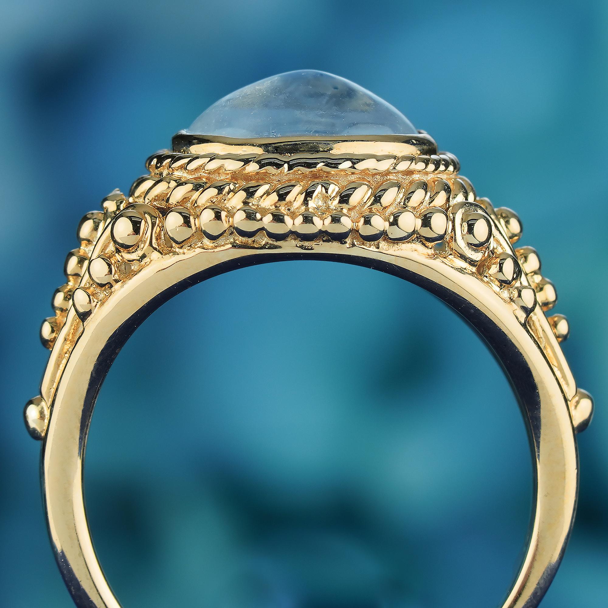 9K Yellow Gold Natural Moonstone Vintage Style Rope Ring In New Condition For Sale In Bangkok, TH