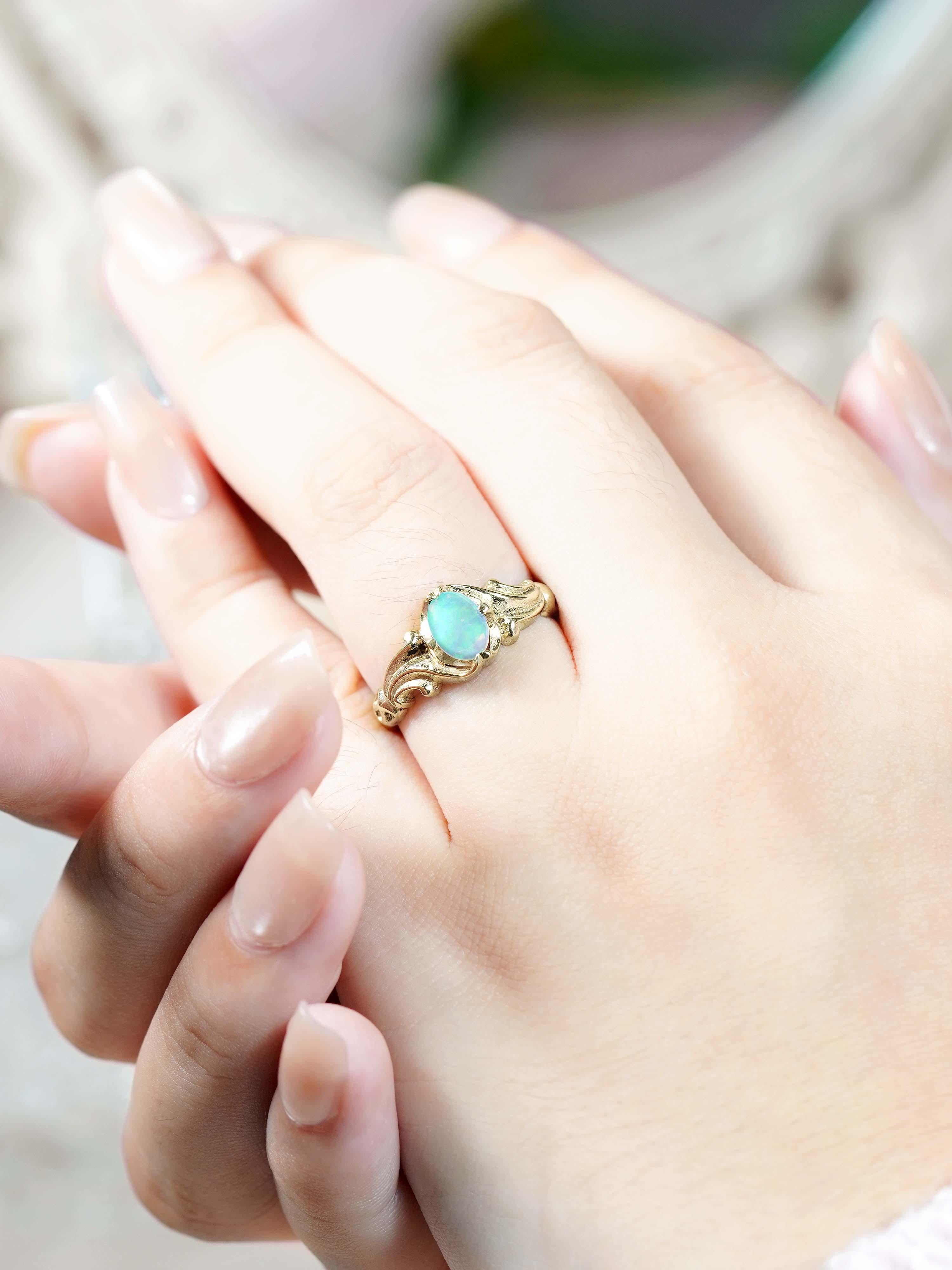 Anillo solitario estilo vintage de ópalo natural de oro amarillo de 9 quilates en venta 5