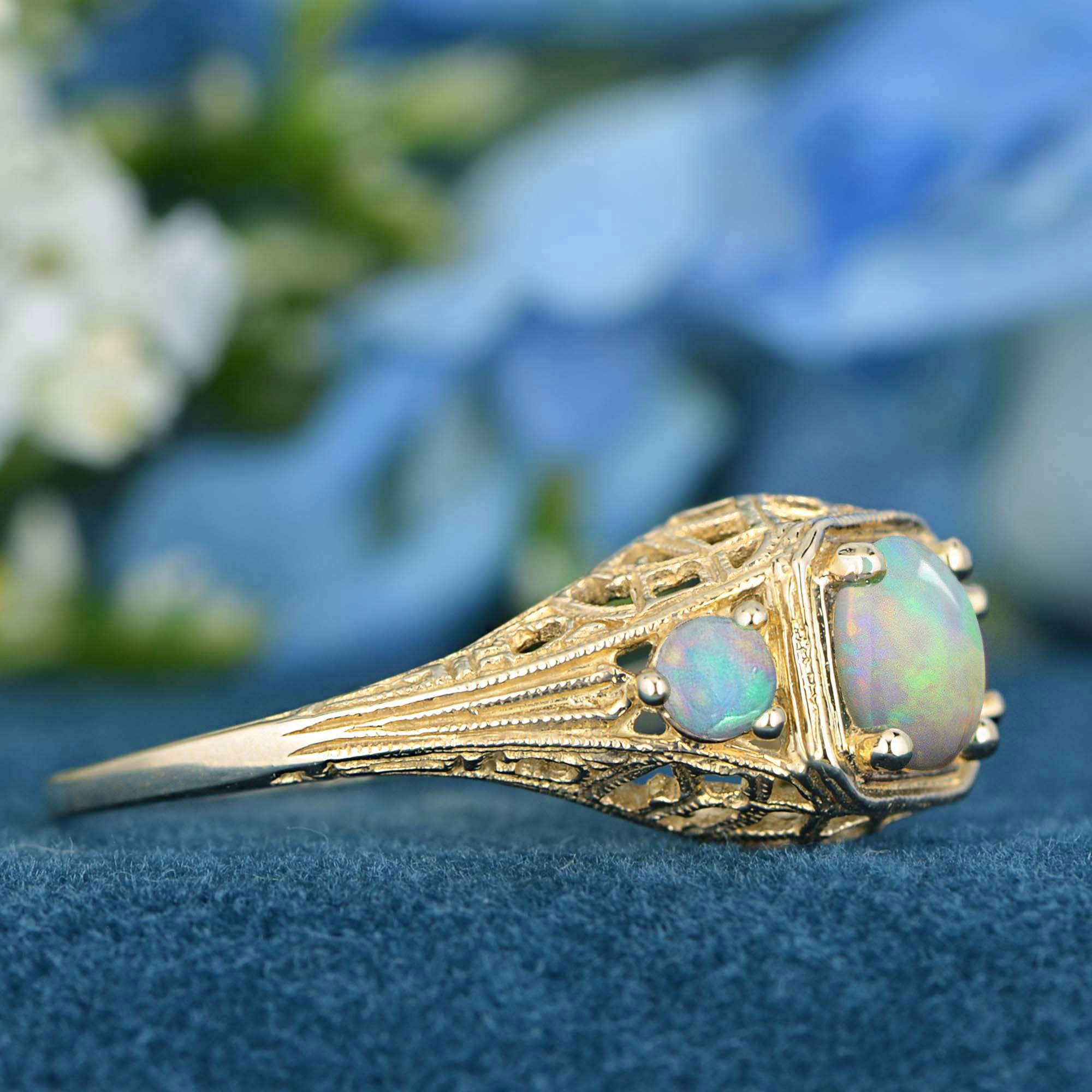Round Cut 9K Yellow Gold Natural Opal Vintage Style Three Stones Ring For Sale