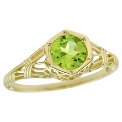 9K Yellow Gold Natural Peridot Vintage Style Filigree Ring