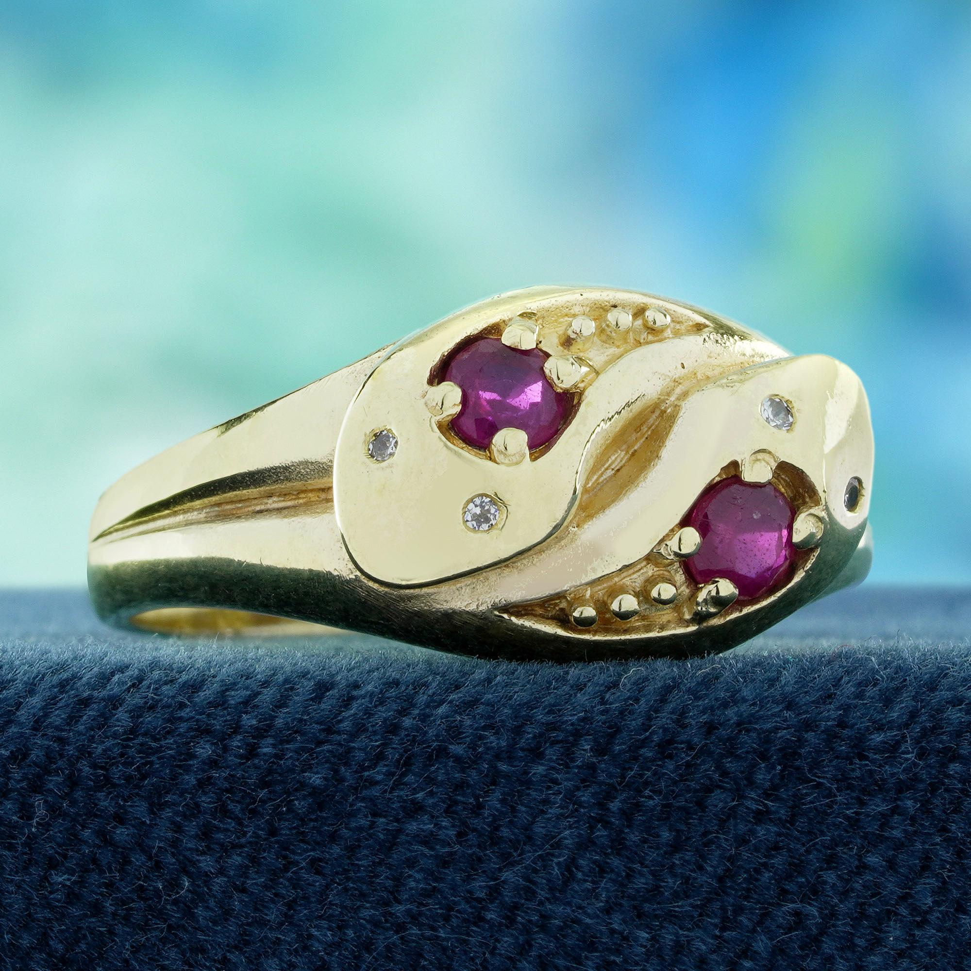 Édouardien Bague à deux pierres en or jaune 9K, rubis naturel et diamant, style vintage en vente