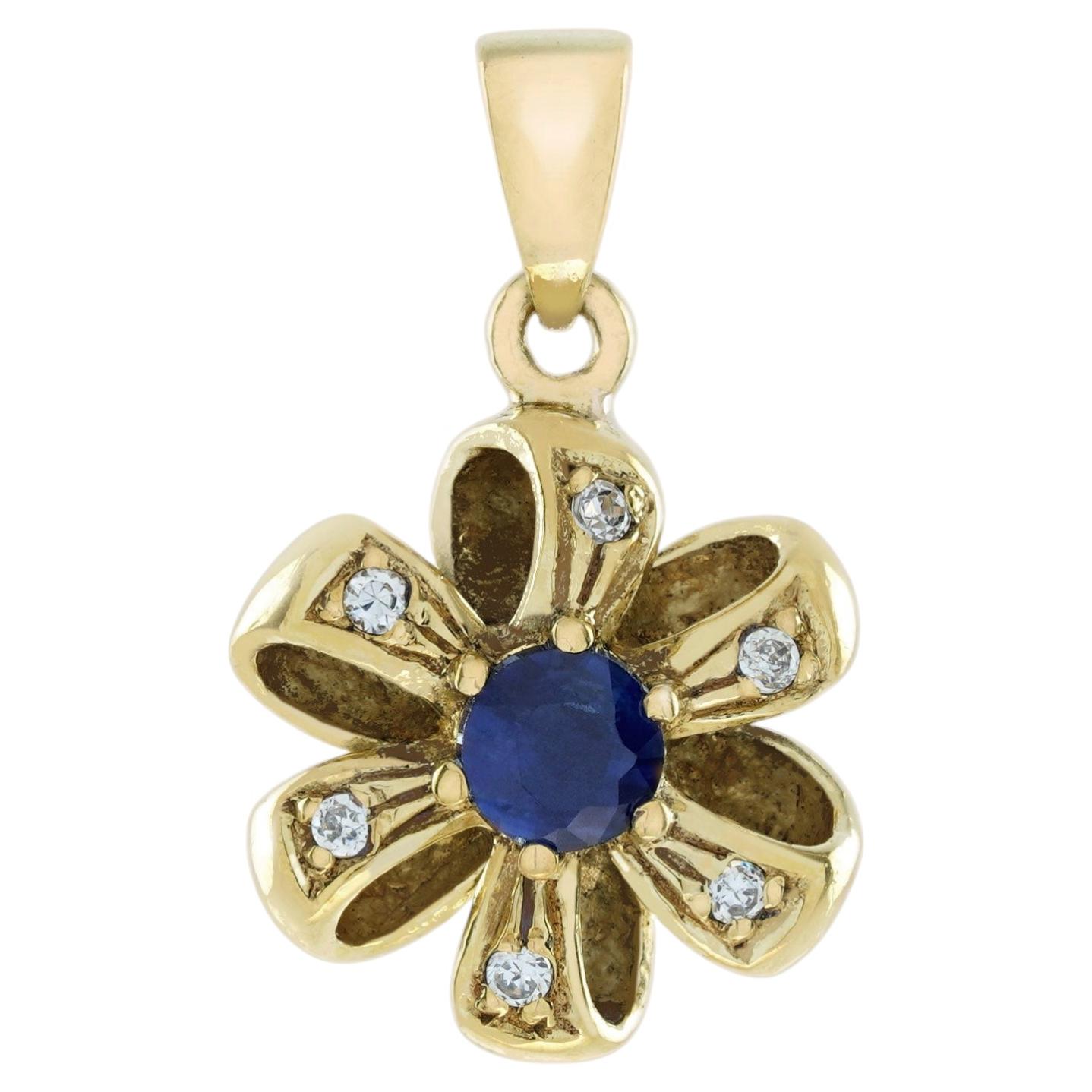Ciondolo in oro giallo 9K con zaffiro naturale, diamanti e forma floreale in stile vintage