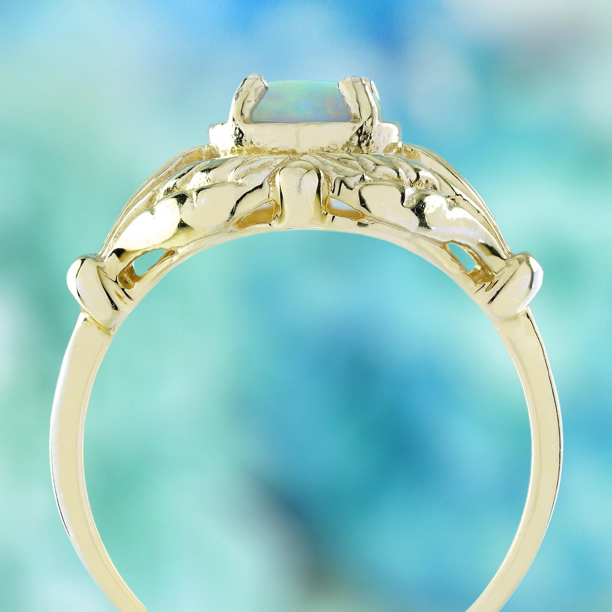 Bague de cocktail en or jaune 9K avec opale ovale et style vintage Neuf - En vente à Bangkok, TH