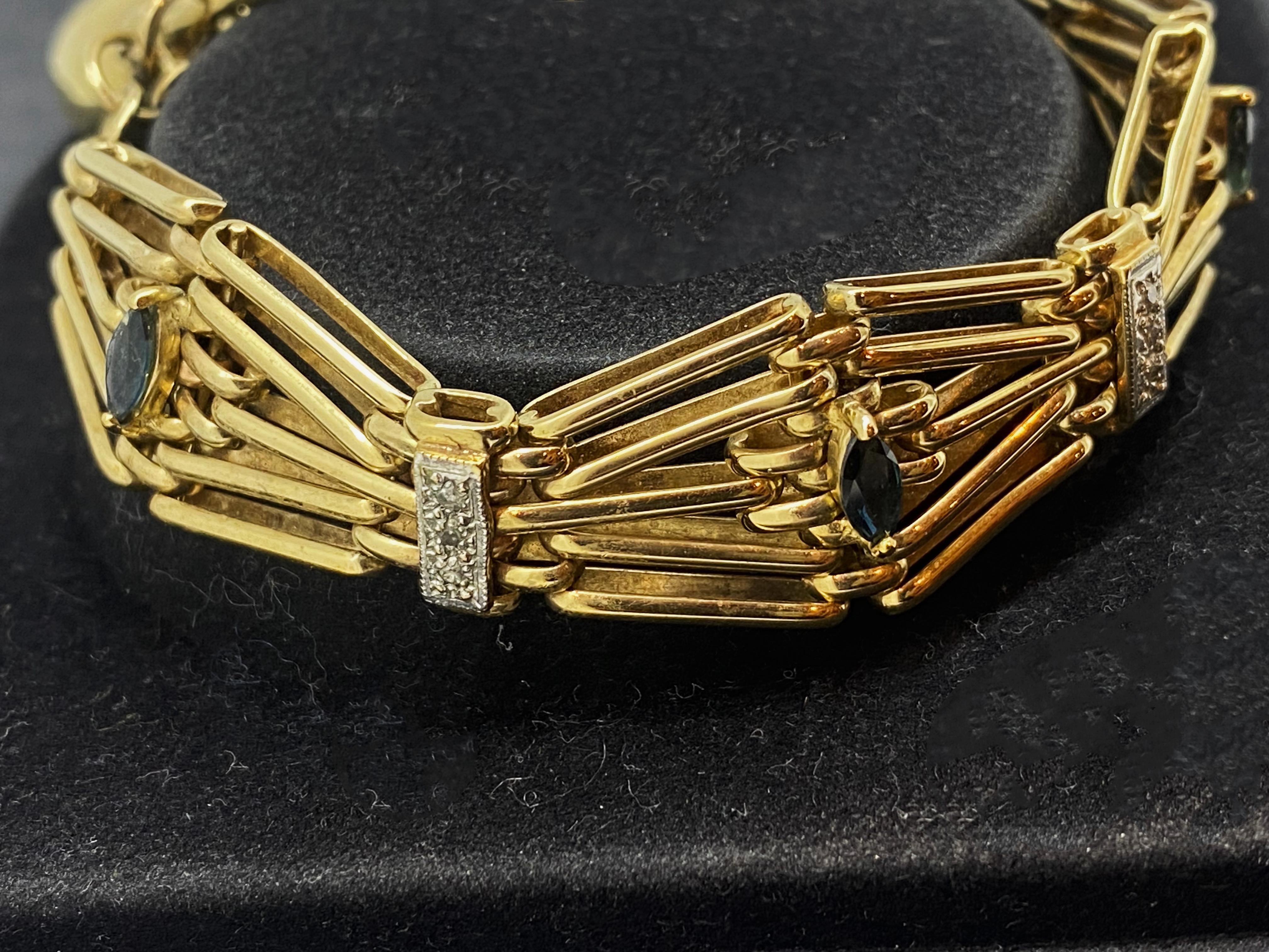 Pulsera pesada retro de los años 50 de oro amarillo de 9 quilates con candado ancho GateLink Multi-Gem en venta 5
