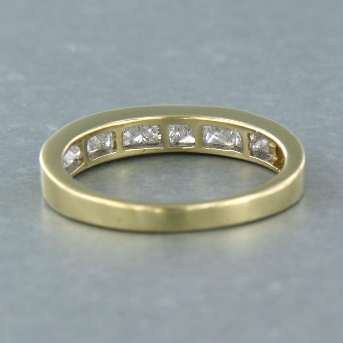 Ring aus 9 Karat Gelbgold mit Diamanten im Prinzessinnenschliff bis zu 1,00ct 2,4 Gramm Damen im Angebot