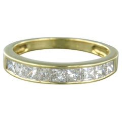Bague en or jaune 9k avec diamants de taille princesse jusqu'à 1,00ct 2,4 grammes