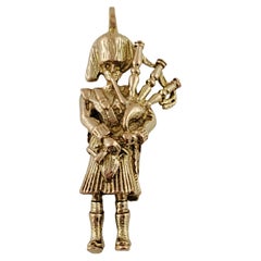 Vintage 9K Yellow Gold Scottish Bagpiper Charm