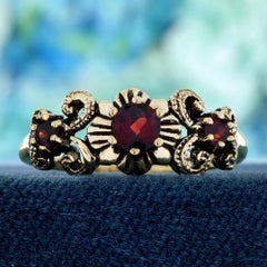 9K Yellow Gold Solid Garnet Vintage Style Three Stone Ring
