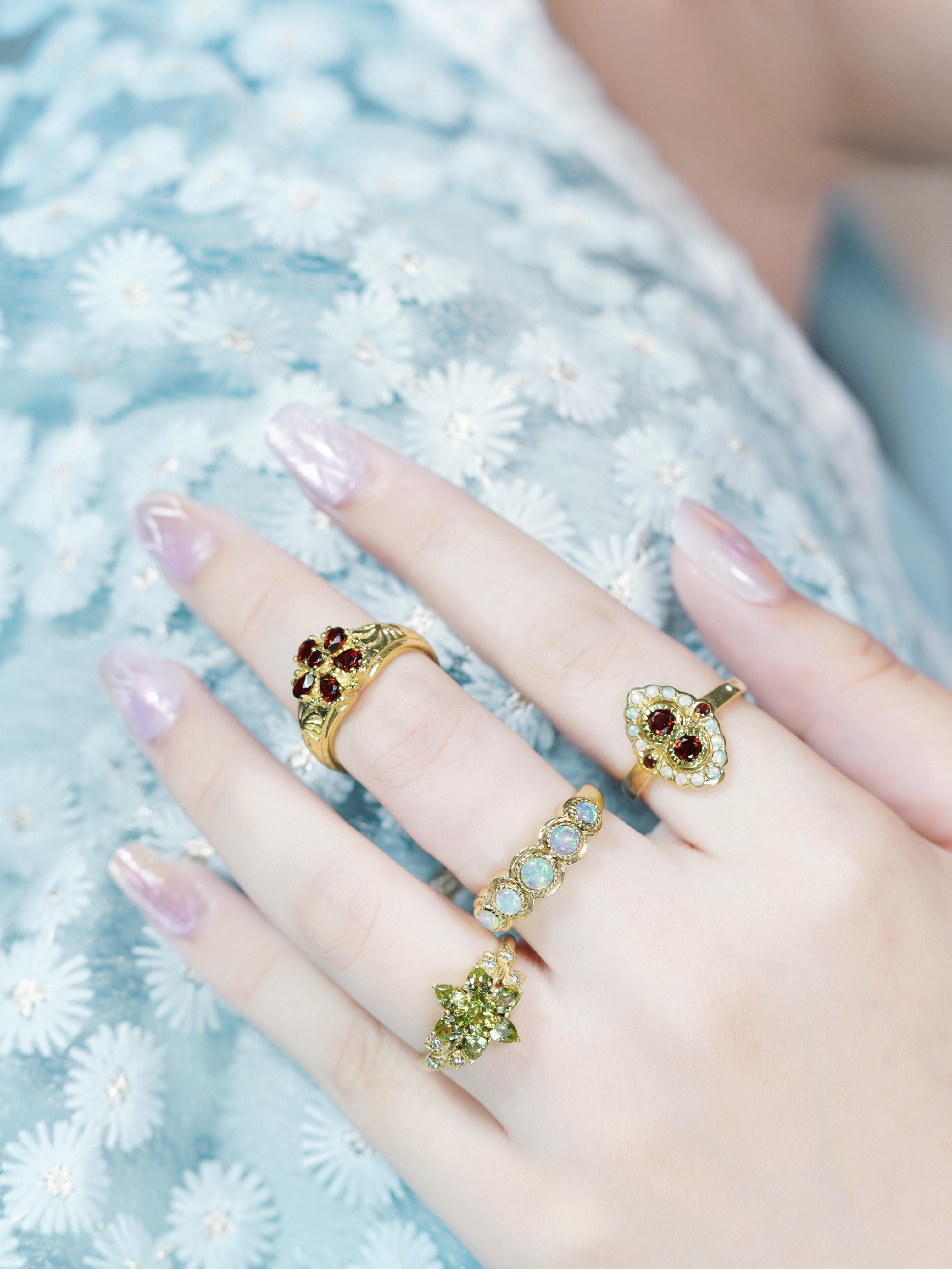 9K Yellow Natural Peridot and Diamond Vintage Style Floral Cluster Ring For Sale 2