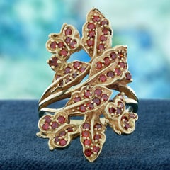 Garnet and 9K Yellow Gold Vintage Style Floral Cocktail Ring