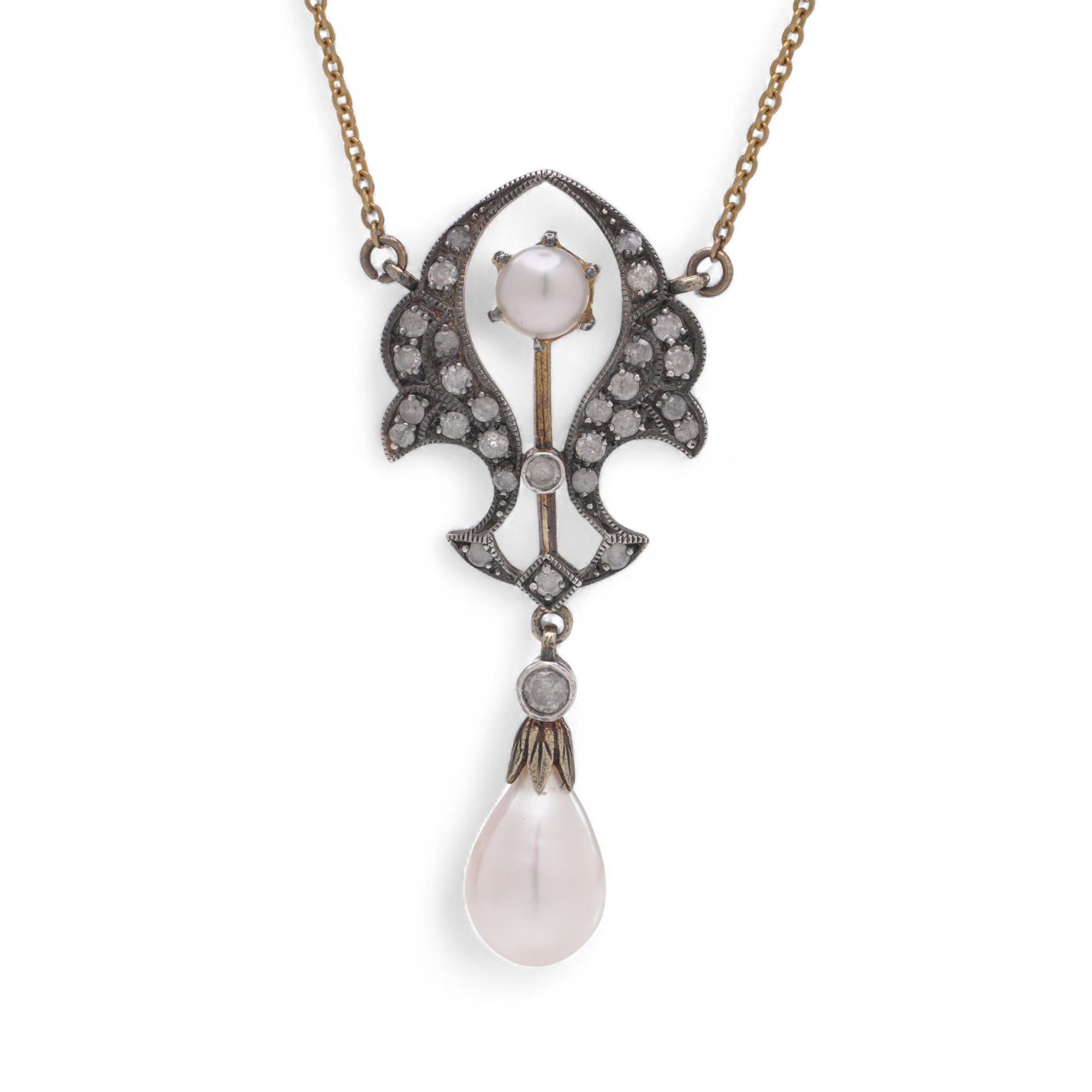 Taglio brillante Collana di diamanti e perle in oro 9kt e argento in vendita