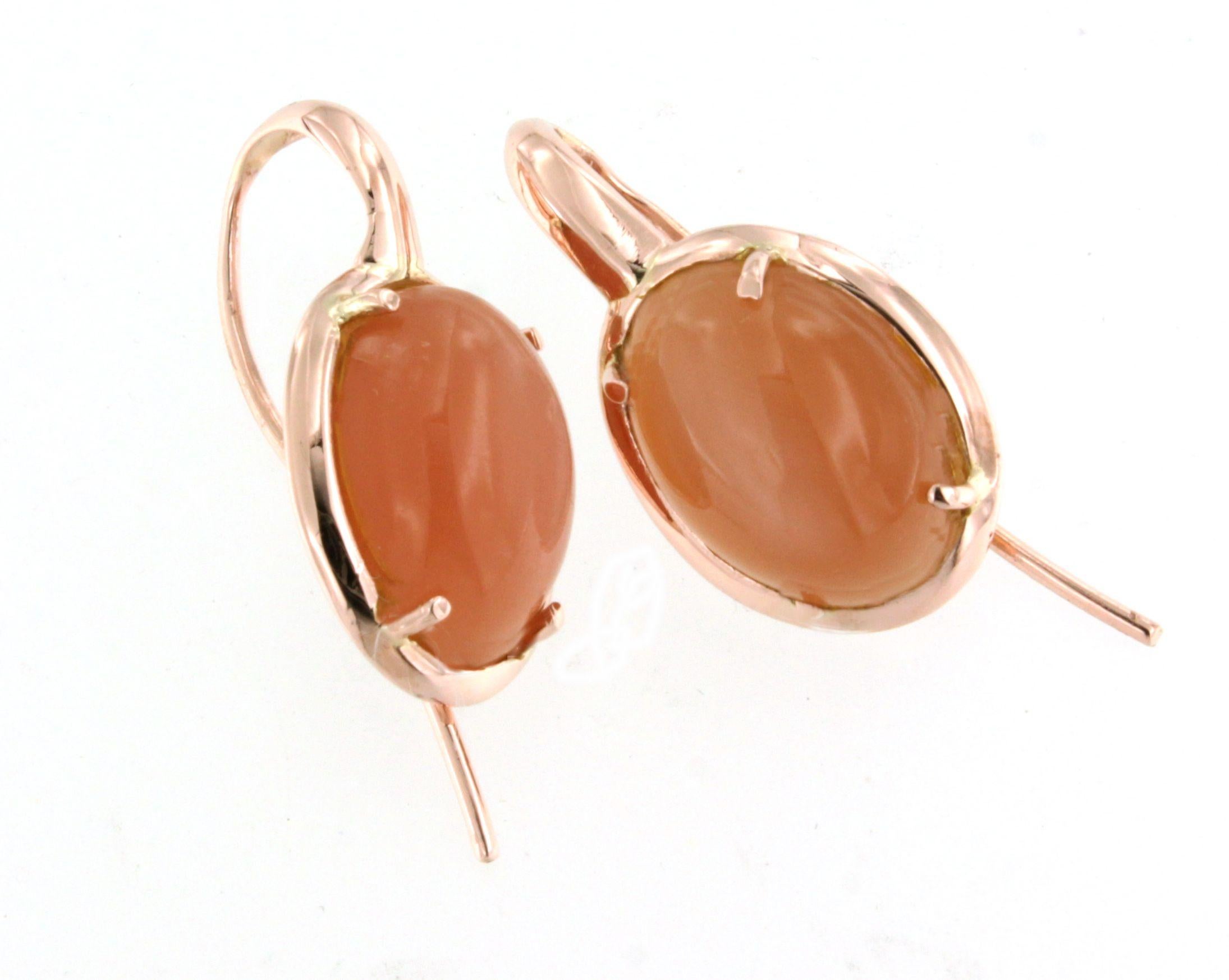 Orecchini in oro rosa 9Kt con pietra di luna Cocktail Moda moderna Trandy sorprendente in vendita 1