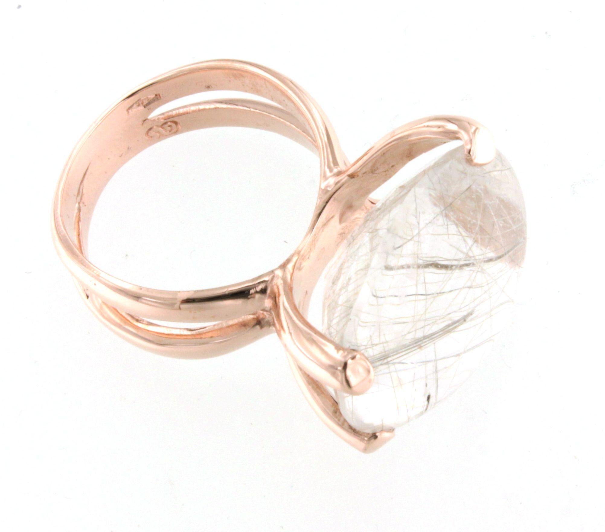 9Kt  Anello in oro rosa con pietra naturale, quarzo rutilato, cocktail e design moderno in vendita 1