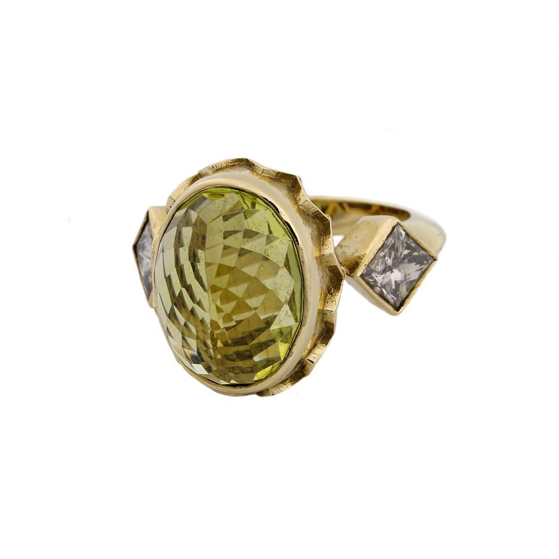 Chloris Ring Gothic Arch 9 Karat Yellow Gold Lemon Quartz and Diamonds For Sale 7