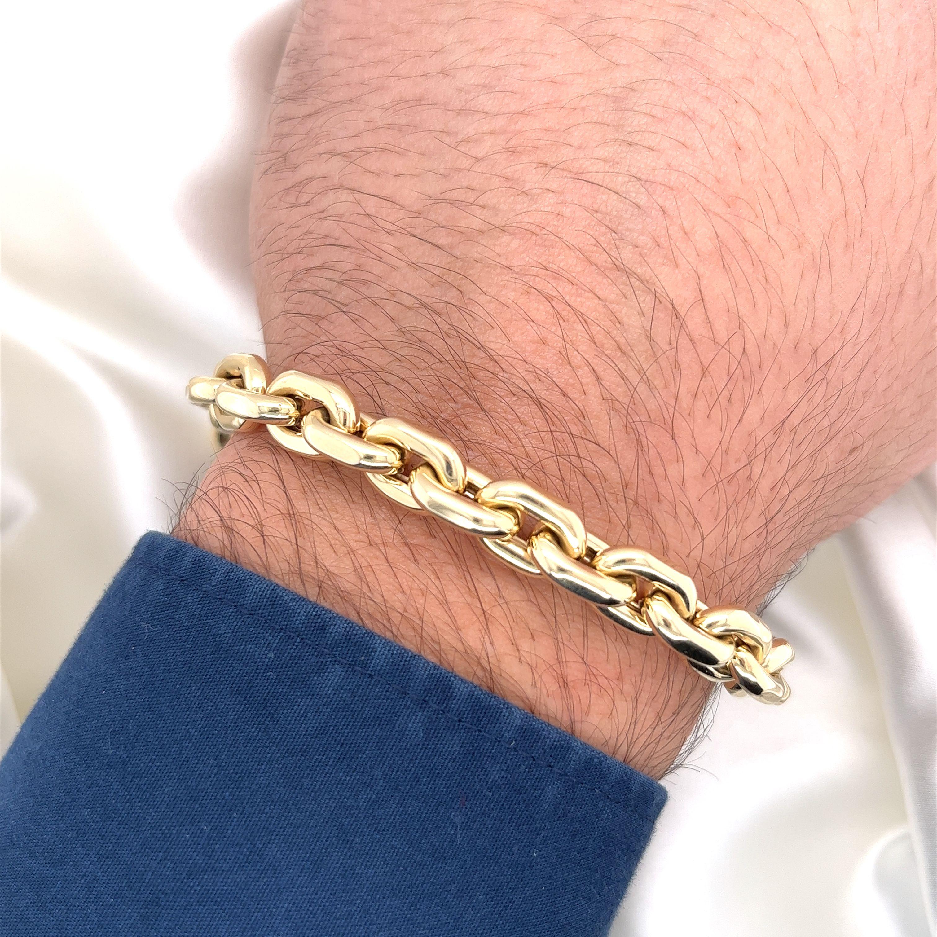 9mm 14k Yellow Gold Braccio Cable Link Chain Bracelet With Lobster Closure In New Condition In Miami, FL