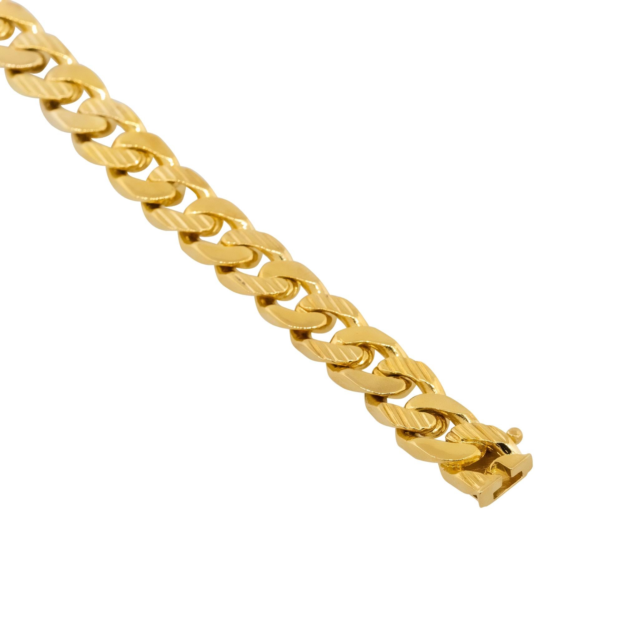Cuban Alternating Link Chain Bracelet 14 Karat in Stock In Excellent Condition In Boca Raton, FL