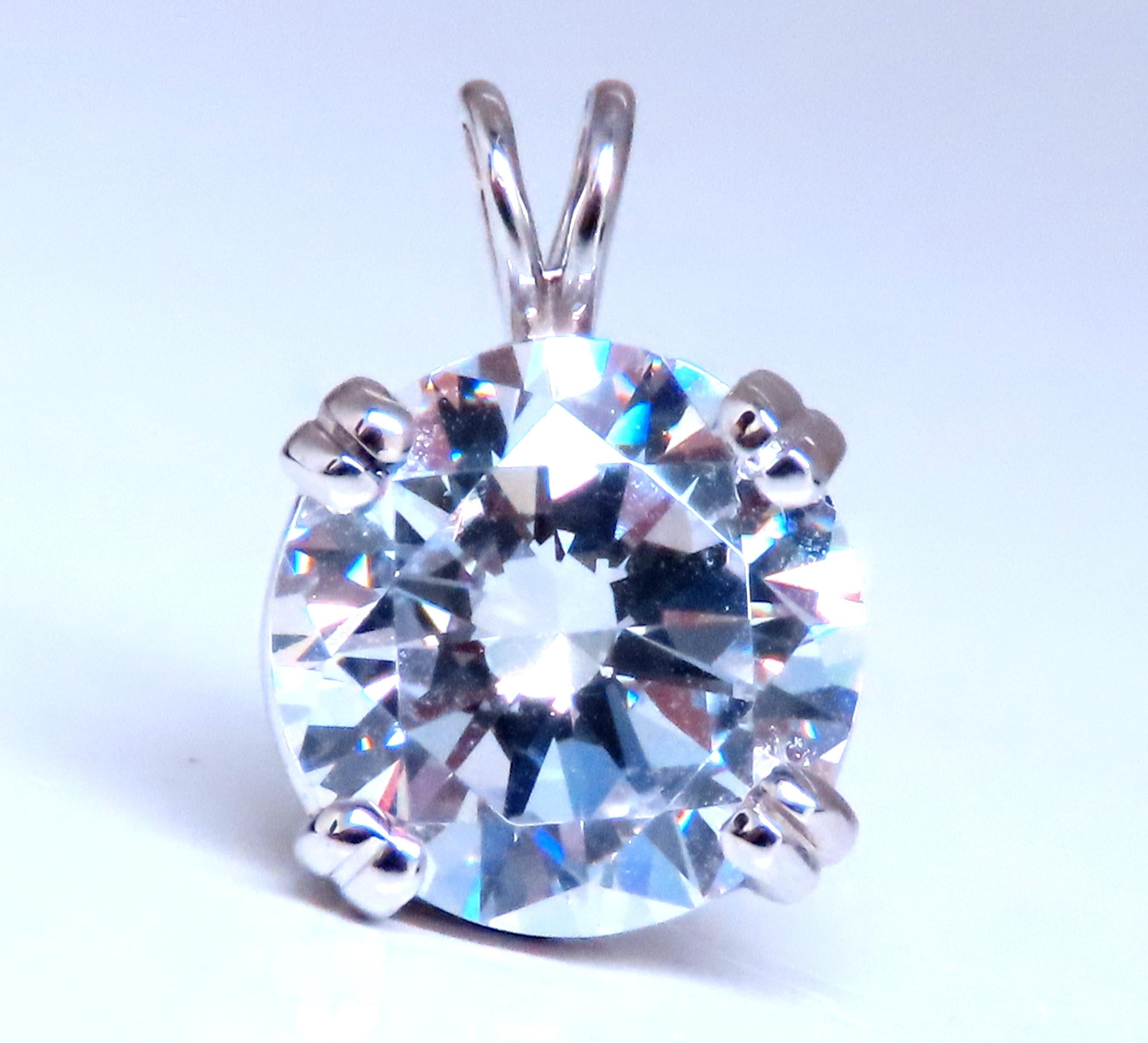 9mm Whire Stone Solitaire Pendant 14kt 65115 In Excellent Condition For Sale In New York, NY