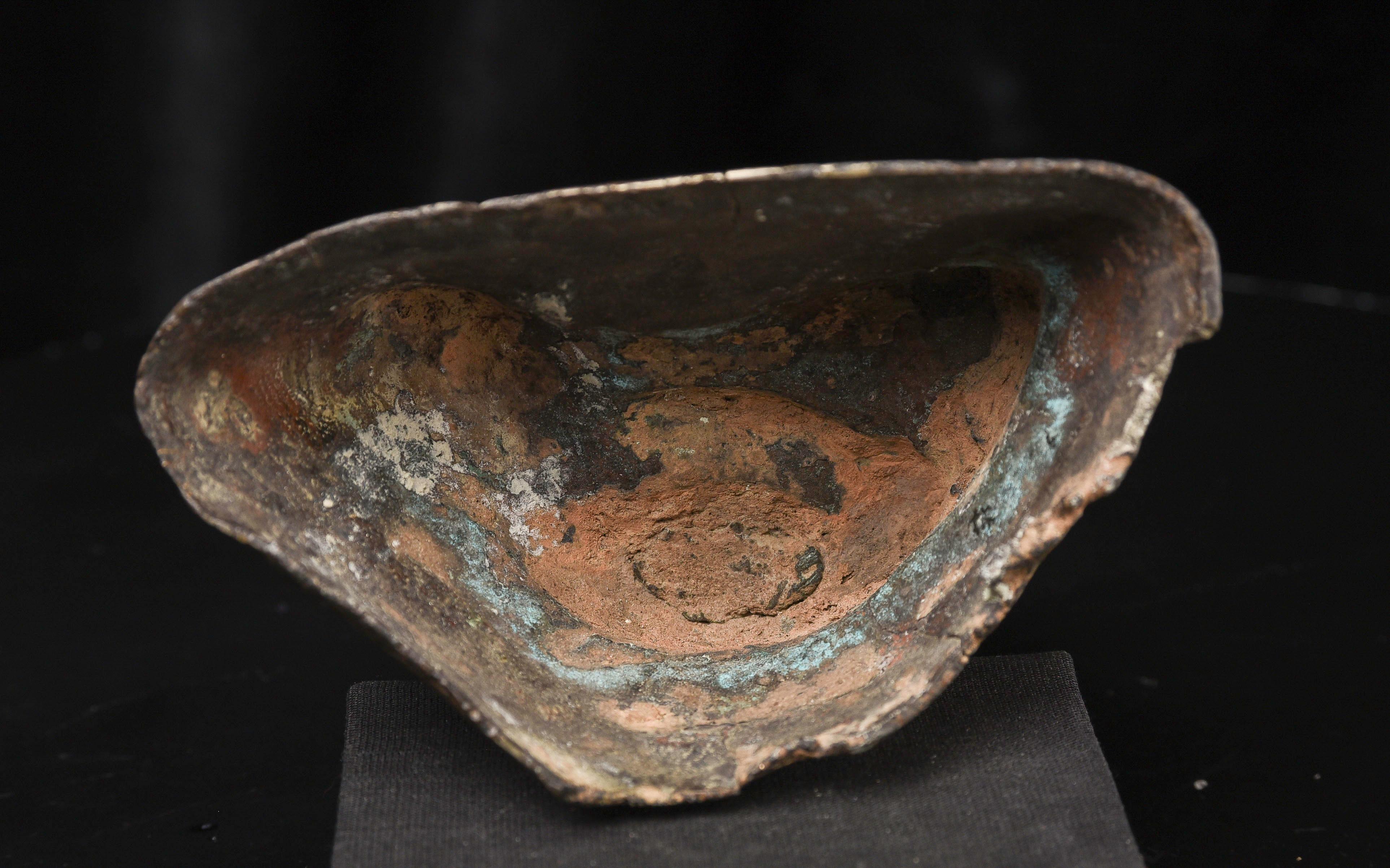 9e/10e siècle, profondément serein, bouddha pré-païen - rare, modelé avec sensibilité, 9883 en vente 7