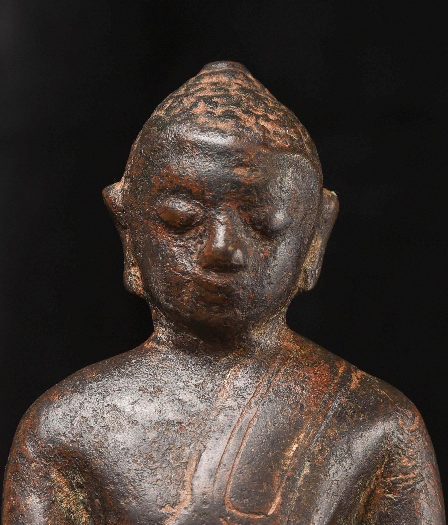 9e/10e siècle, profondément serein, bouddha pré-païen - rare, modelé avec sensibilité, 9883 en vente 1