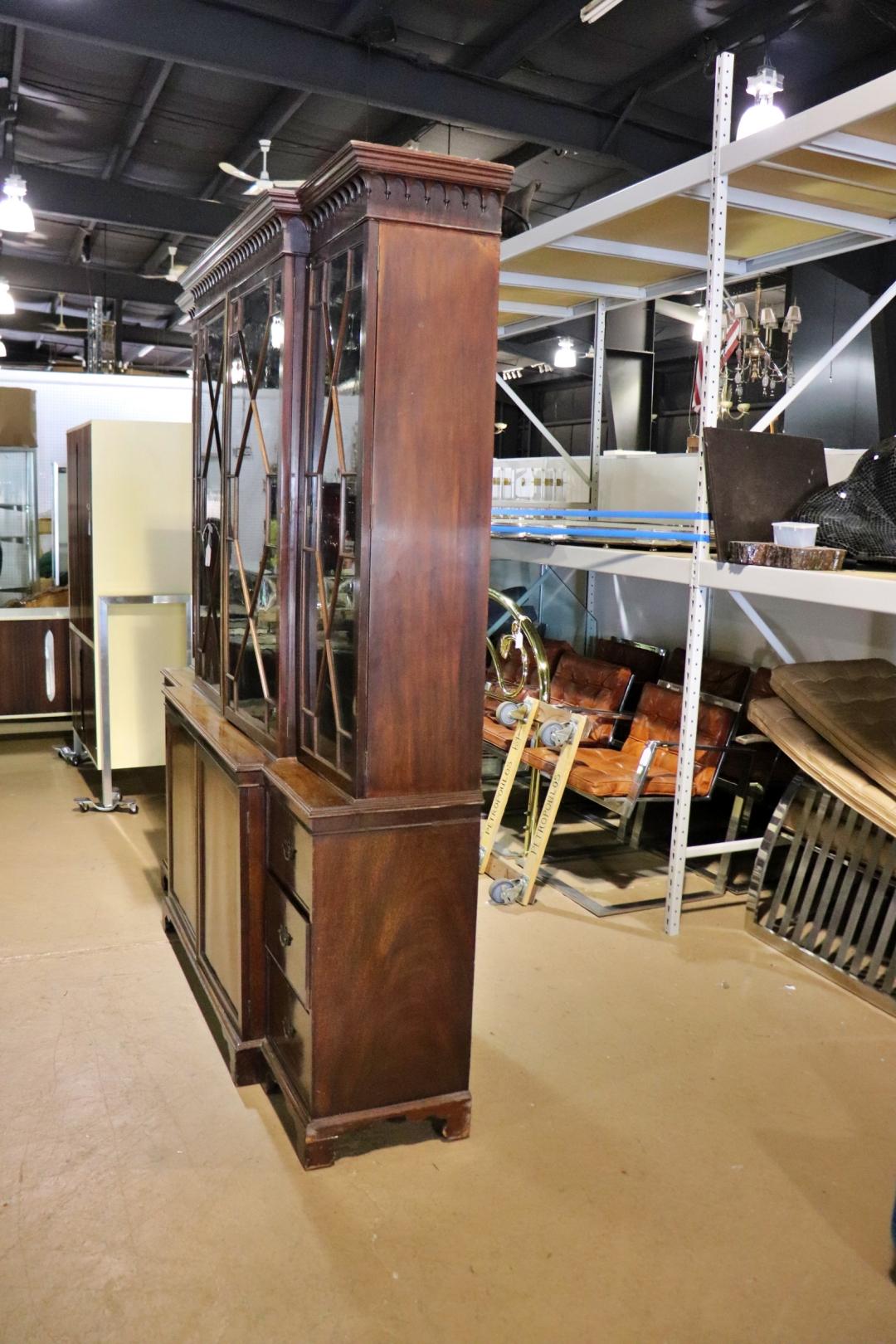 19th Century English Flame Mahogany Georgian Breakfront Bookcase 11