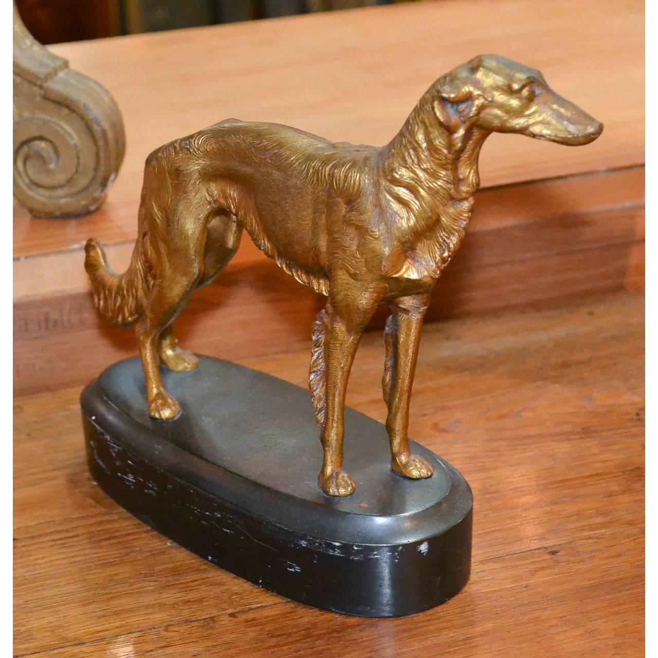 Russische Wolfhound-Statue aus vergoldetem Messing aus dem 19. Jahrhundert (Gegossen)