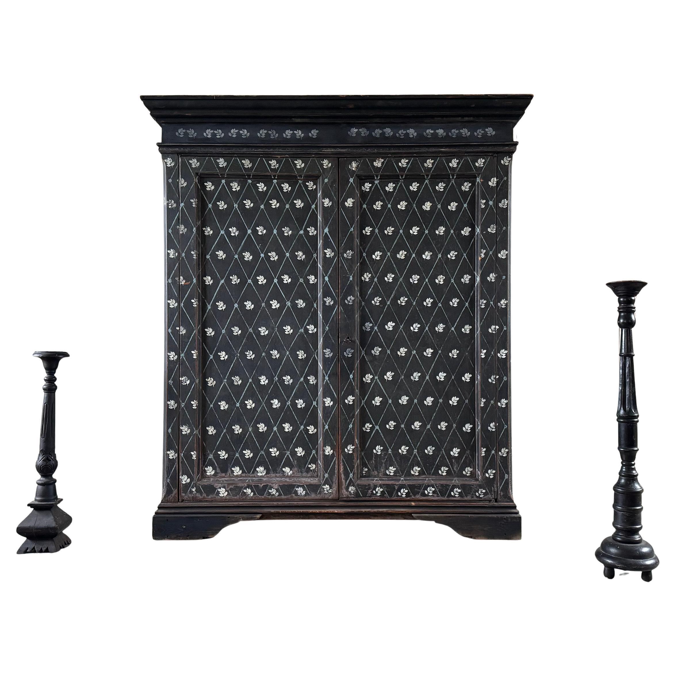 !Presse à linge italienne peinte du 9ème siècle