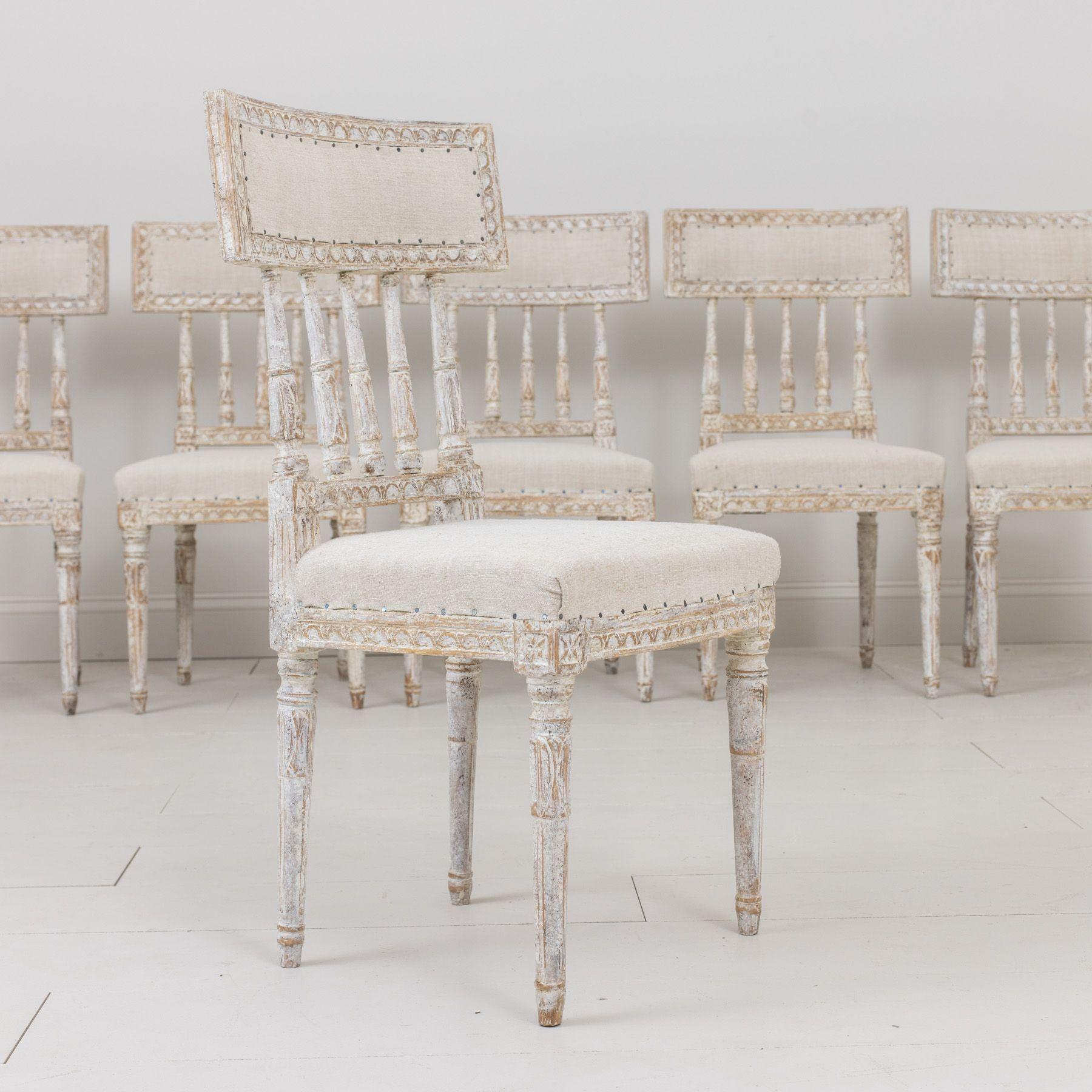 Satz von sechs schwedischen Stühlen aus der Gustavianischen Periode des 19. Jahrhunderts in Originalfarbe im Angebot 6