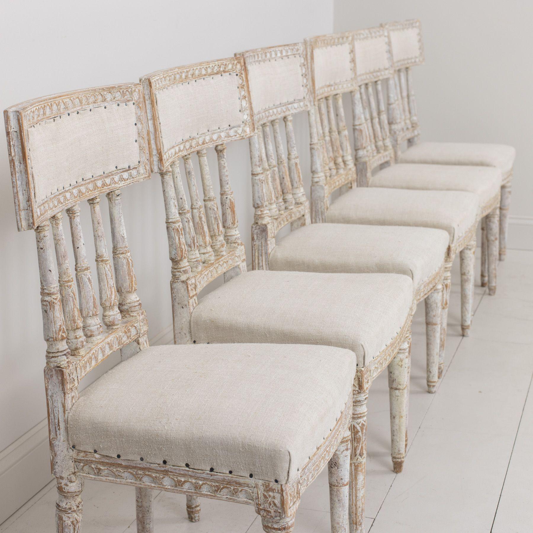 Satz von sechs schwedischen Stühlen aus der Gustavianischen Periode des 19. Jahrhunderts in Originalfarbe im Angebot 3
