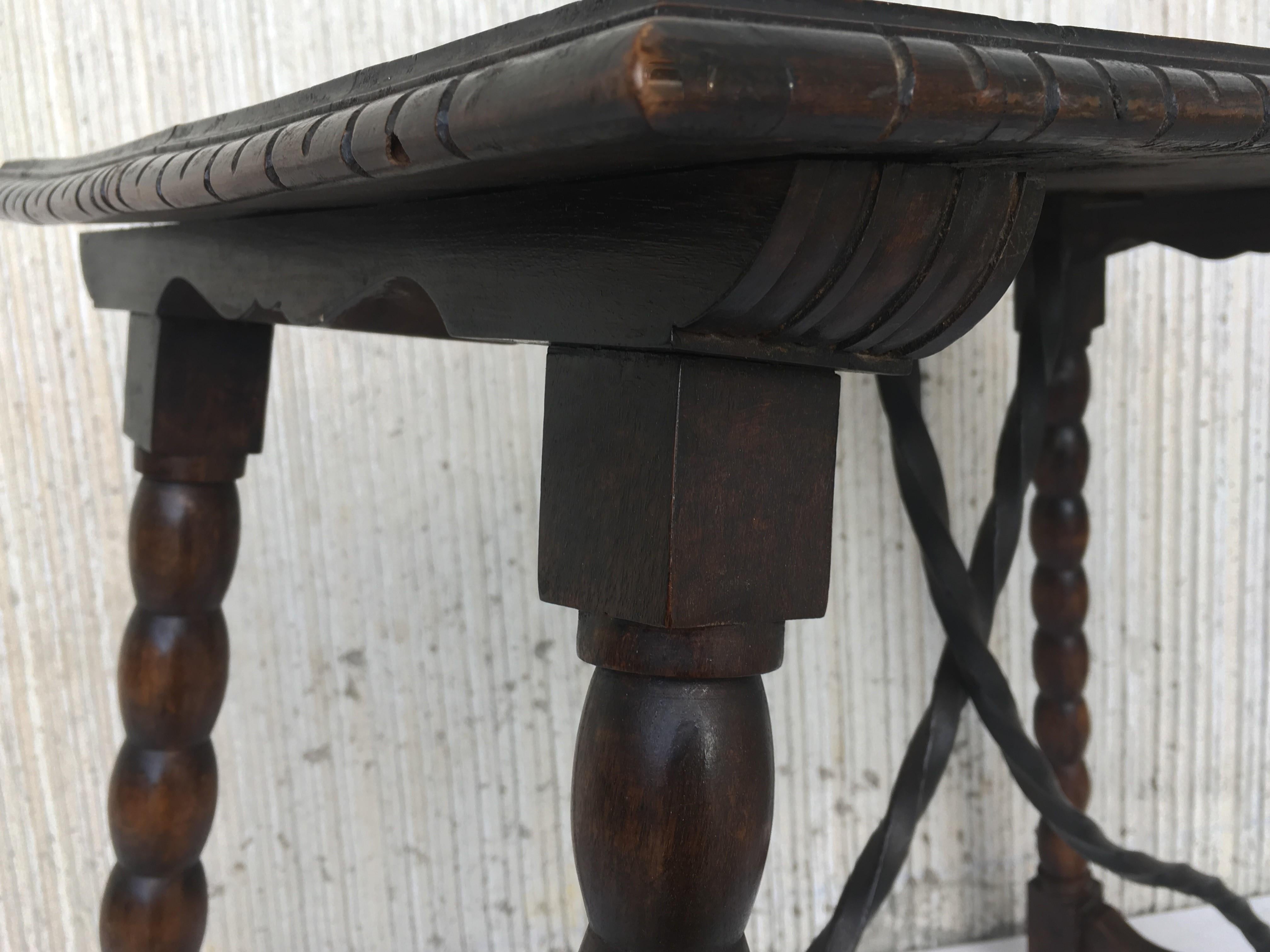 Spanish Baroque Side Table with Iron Stretcher and Carved Top in Walnut 3