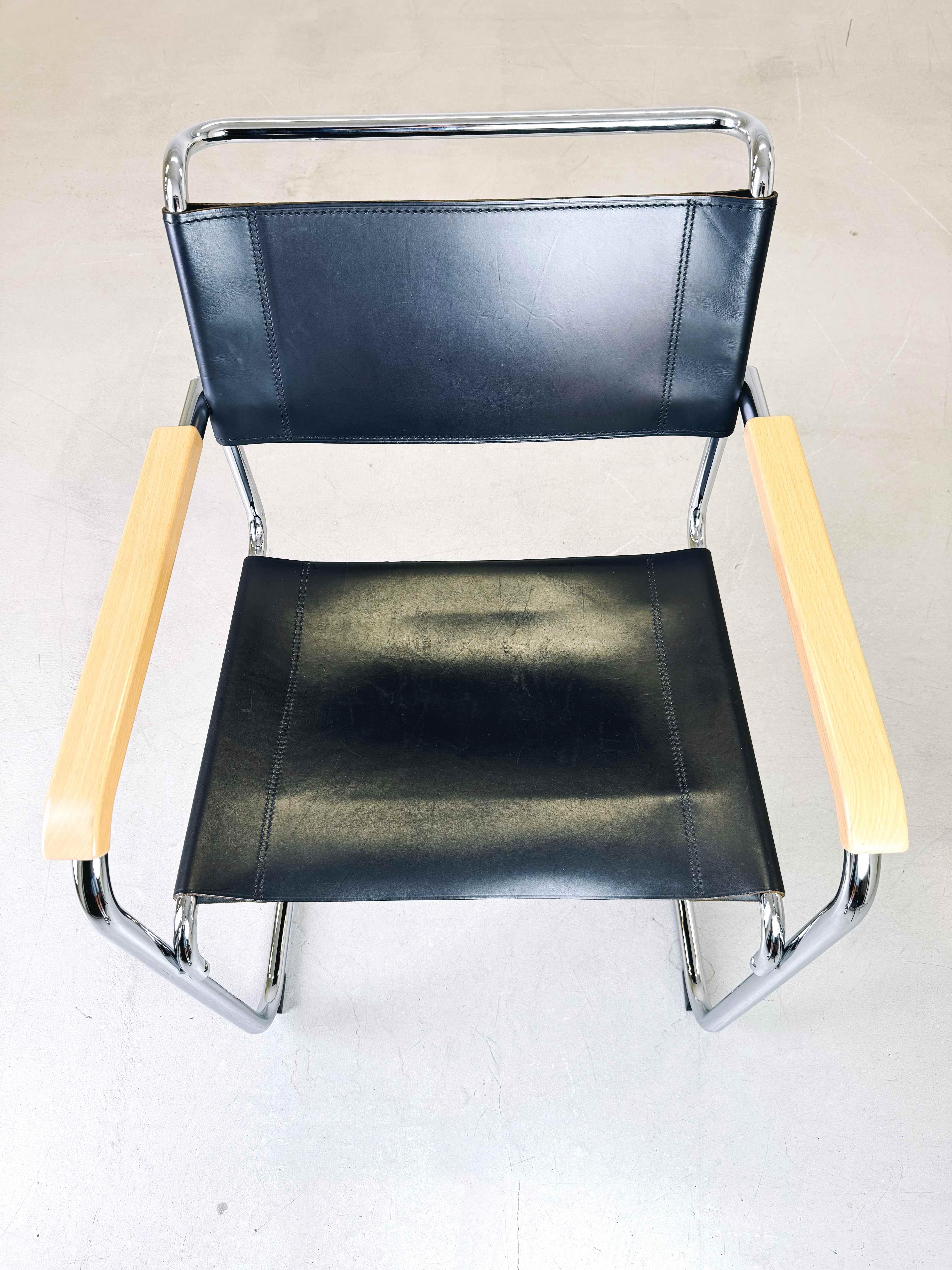 7x Original Thonet chair S33/ S34 with armrest Mart Stam leather black For Sale 3